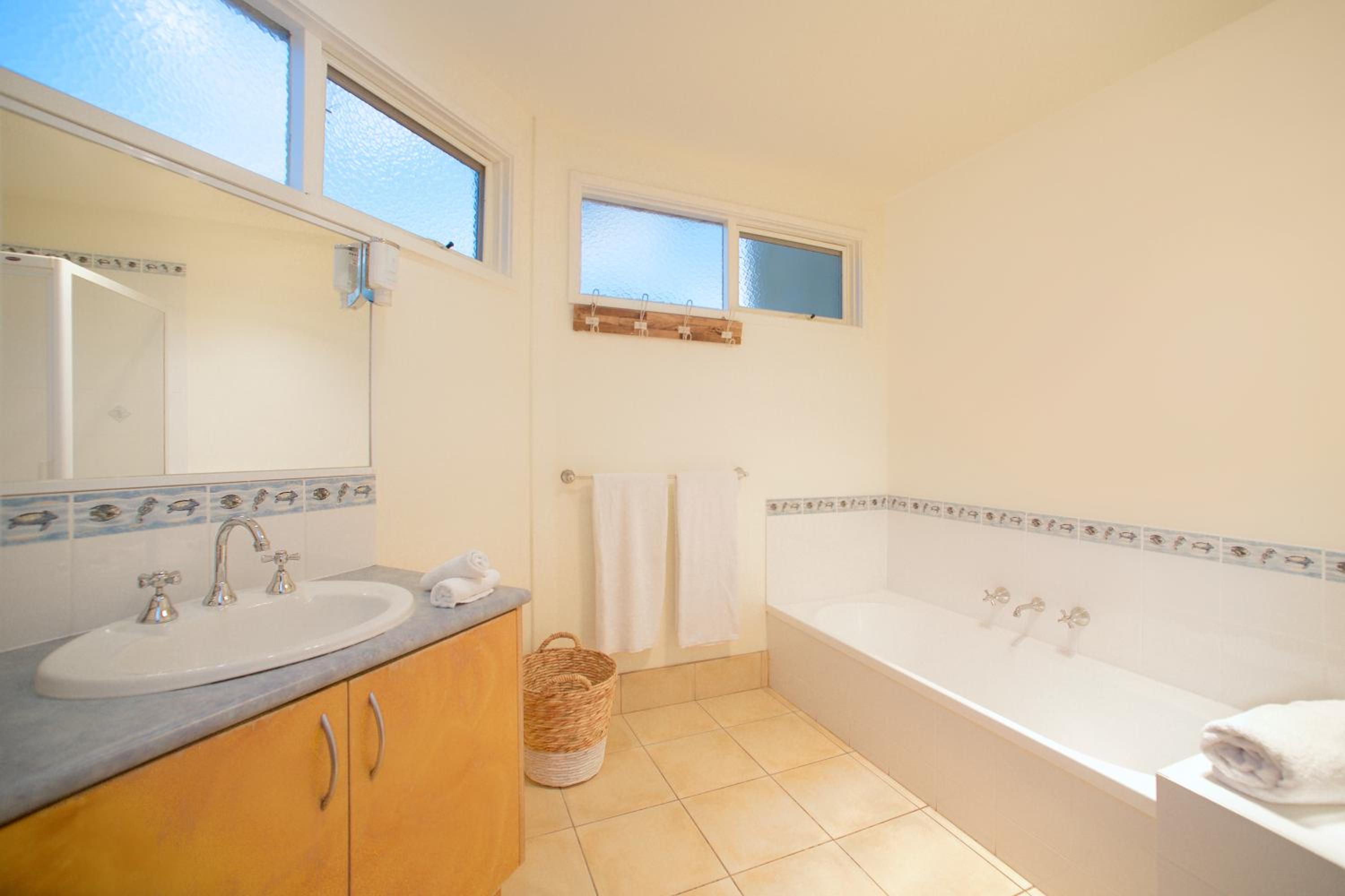 Boathouse Resort Studios and Suites