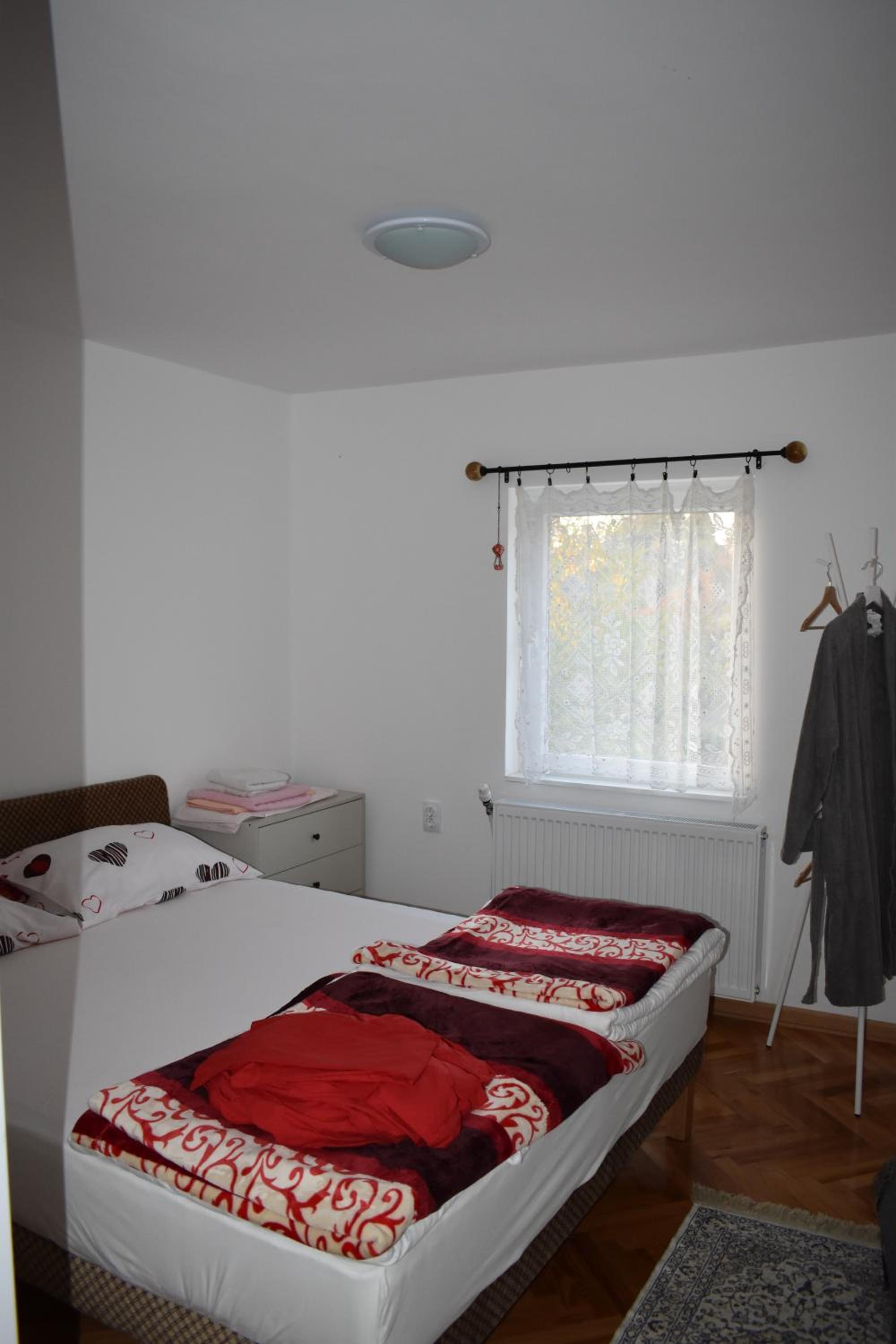 Photo 32