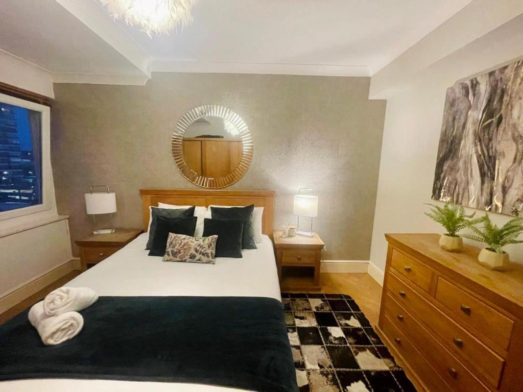 Luxury Beachfront Apartment Brighton Centre view 2