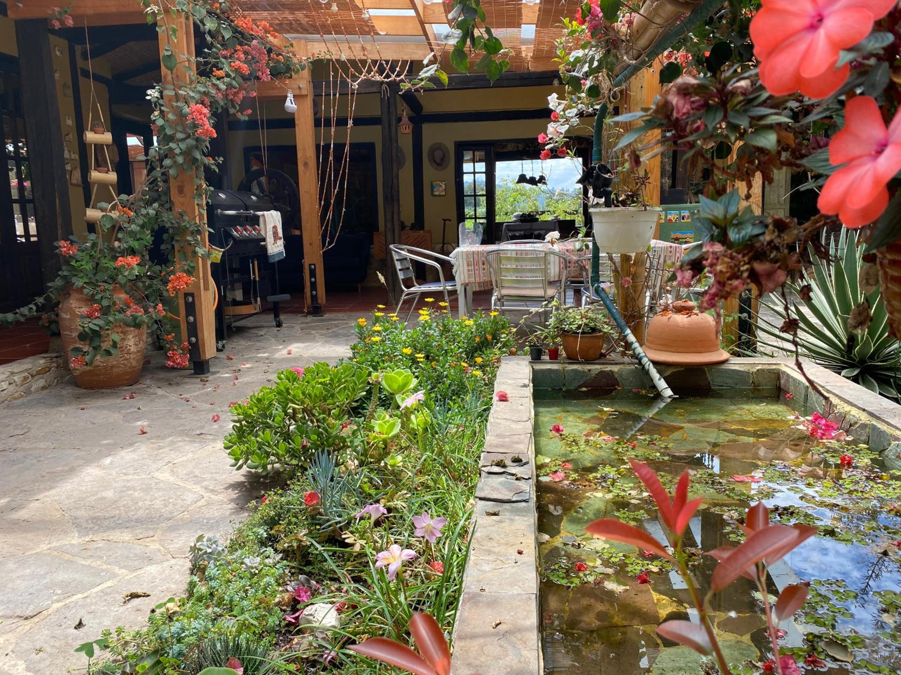 Chalet Campestre Casa Azul, 5 minutos de Tibasosa, paseos por nuestros Pueblitos
