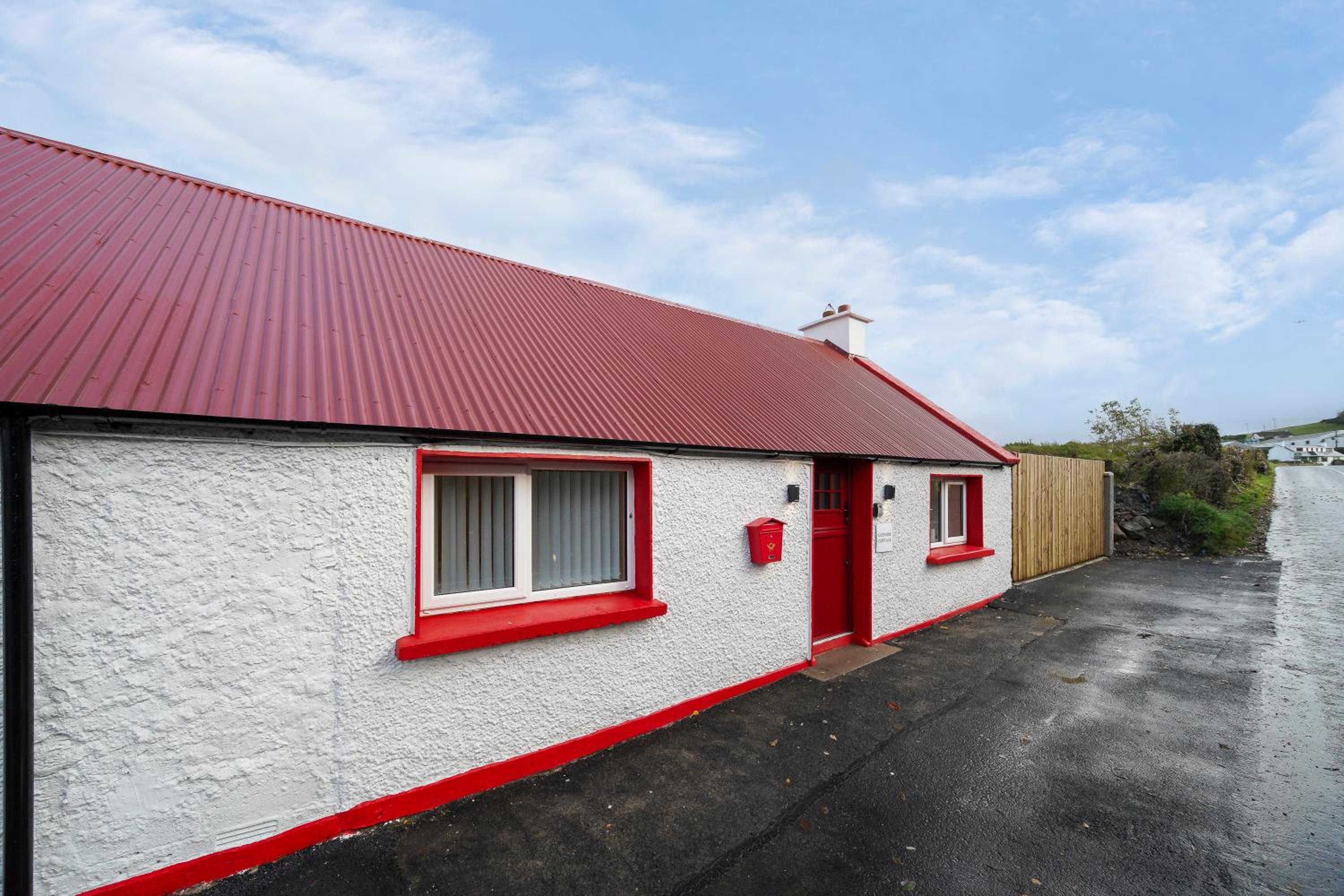 Glenside Cottage 'Sleeping 4 guests' view 2