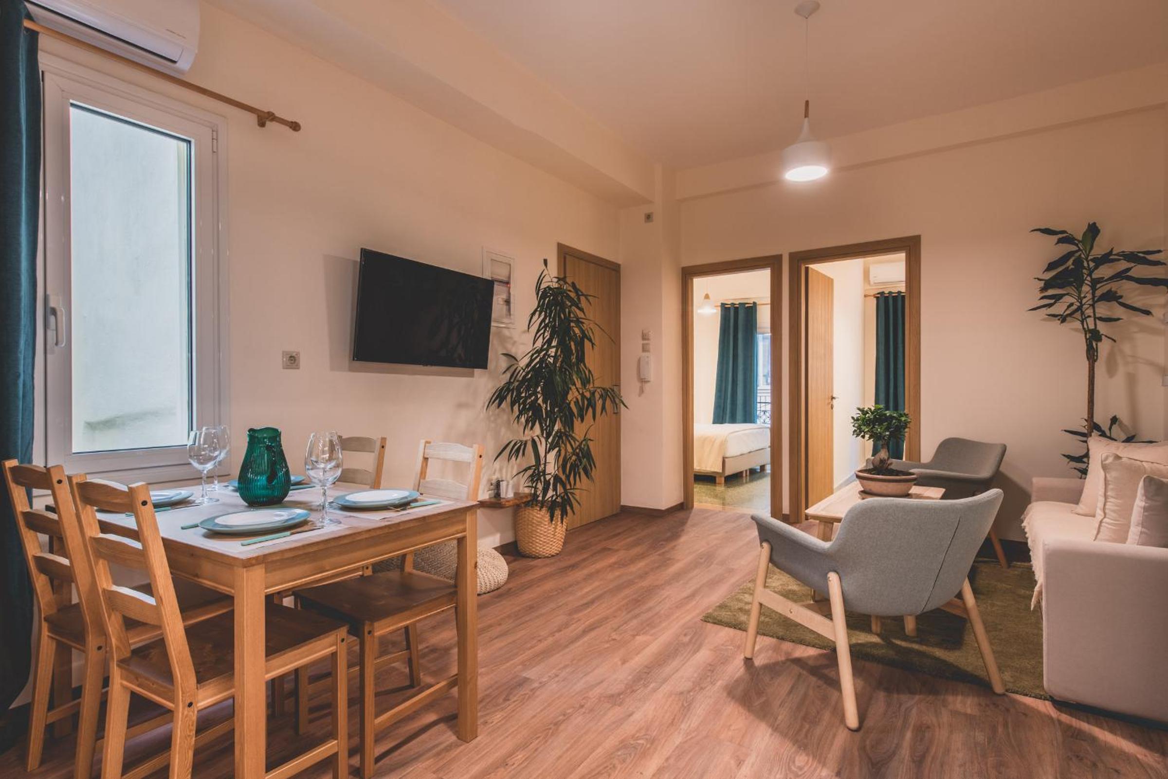 Luxury Apartment with Acropolis view Terrace and Jacuzzi in the Heart of Athens - Living Stone Azurite