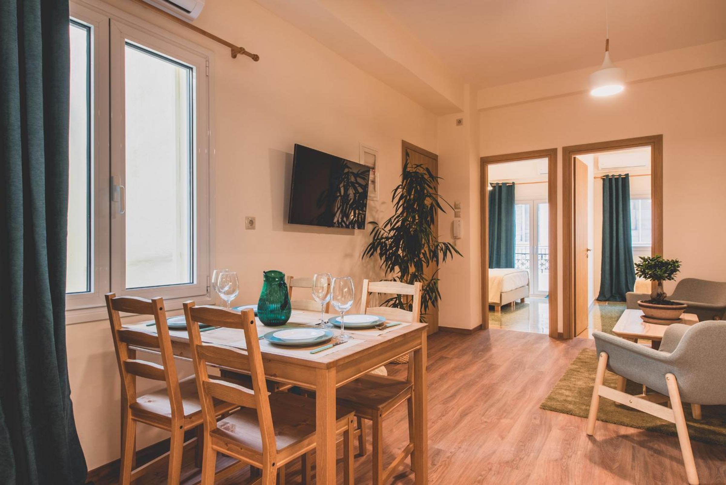 Luxury Apartment with Acropolis view Terrace and Jacuzzi in the Heart of Athens - Living Stone Azurite