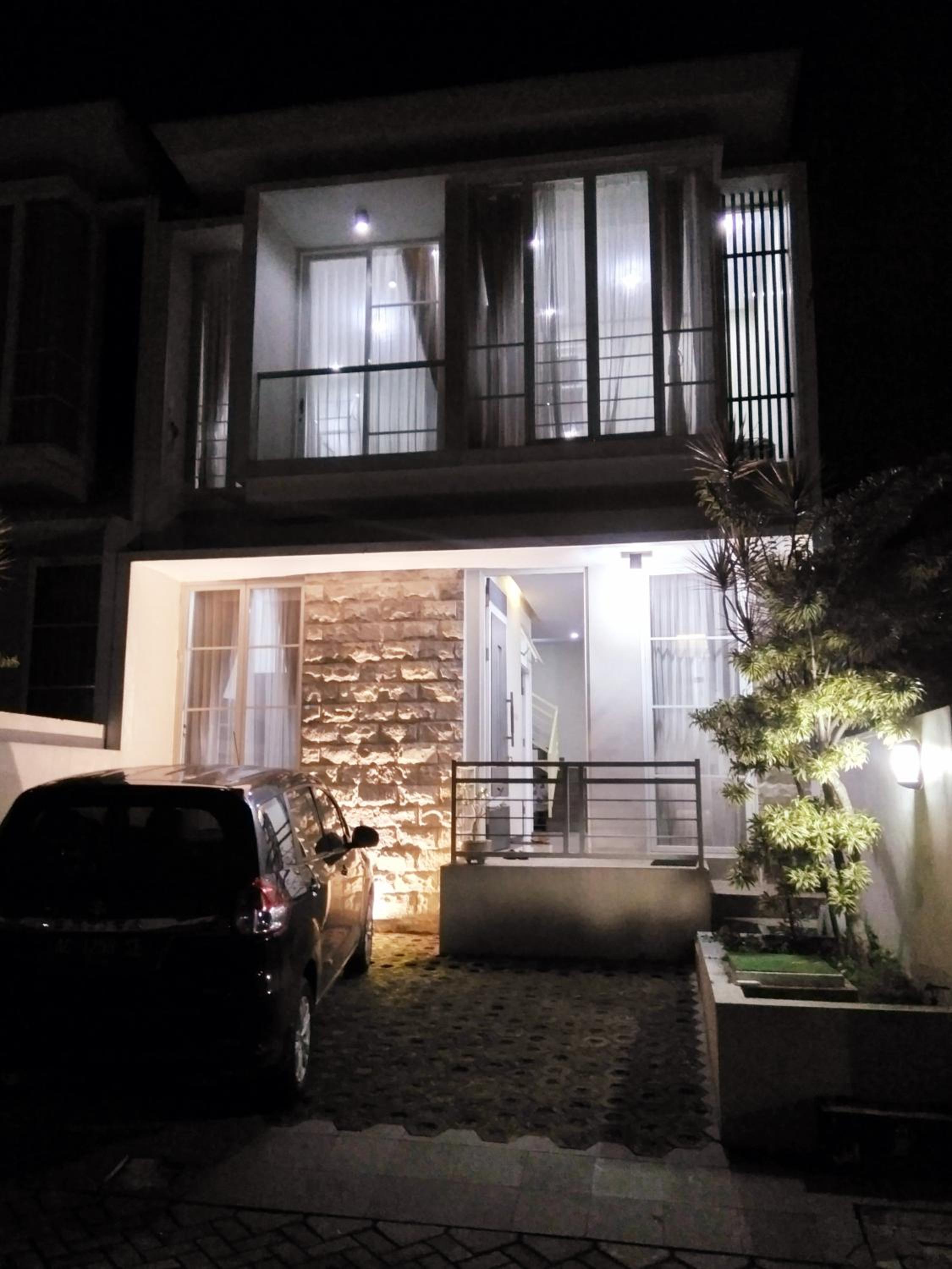 Villa Keluarga Batu view 2
