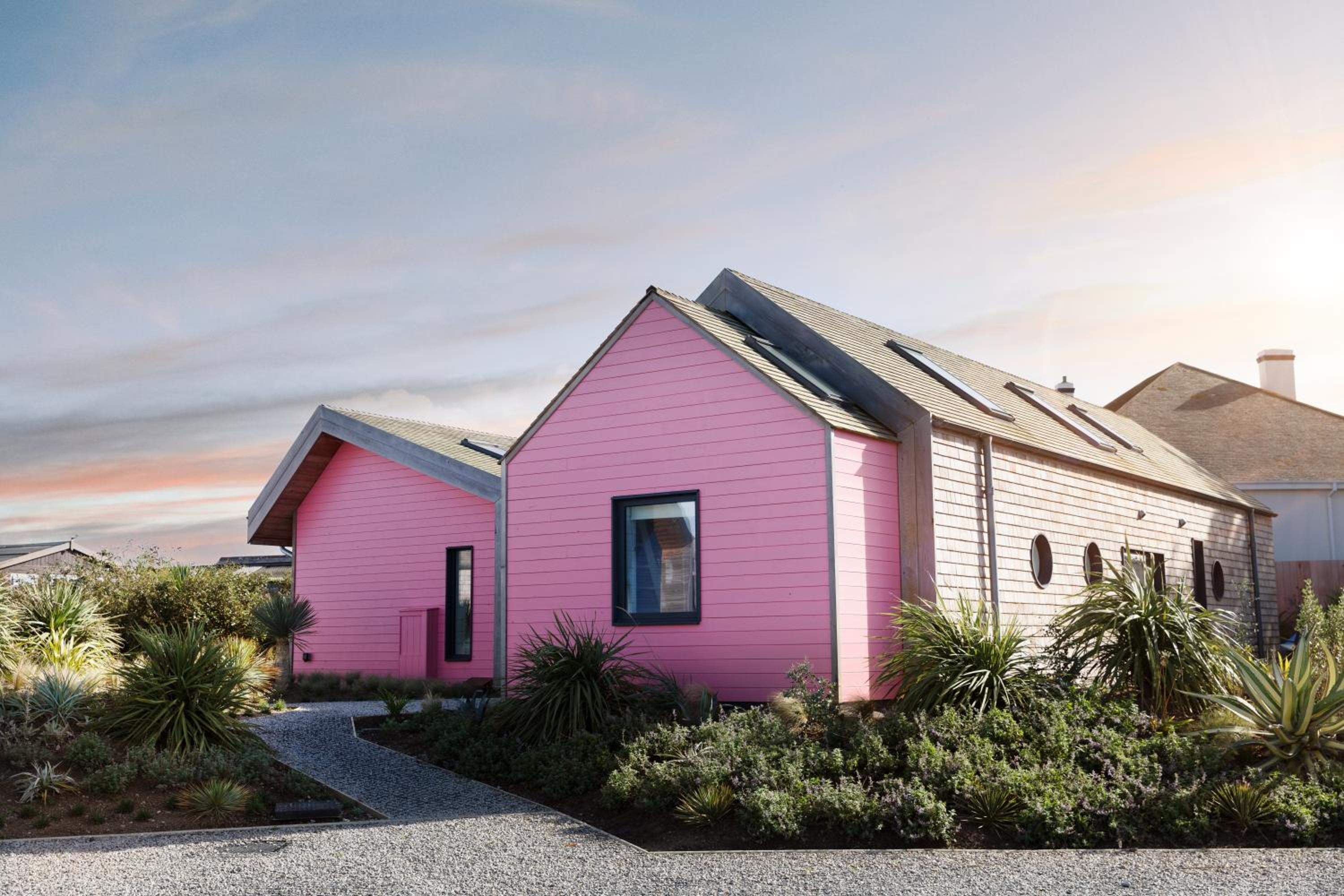 Hotel Three Mile Beach