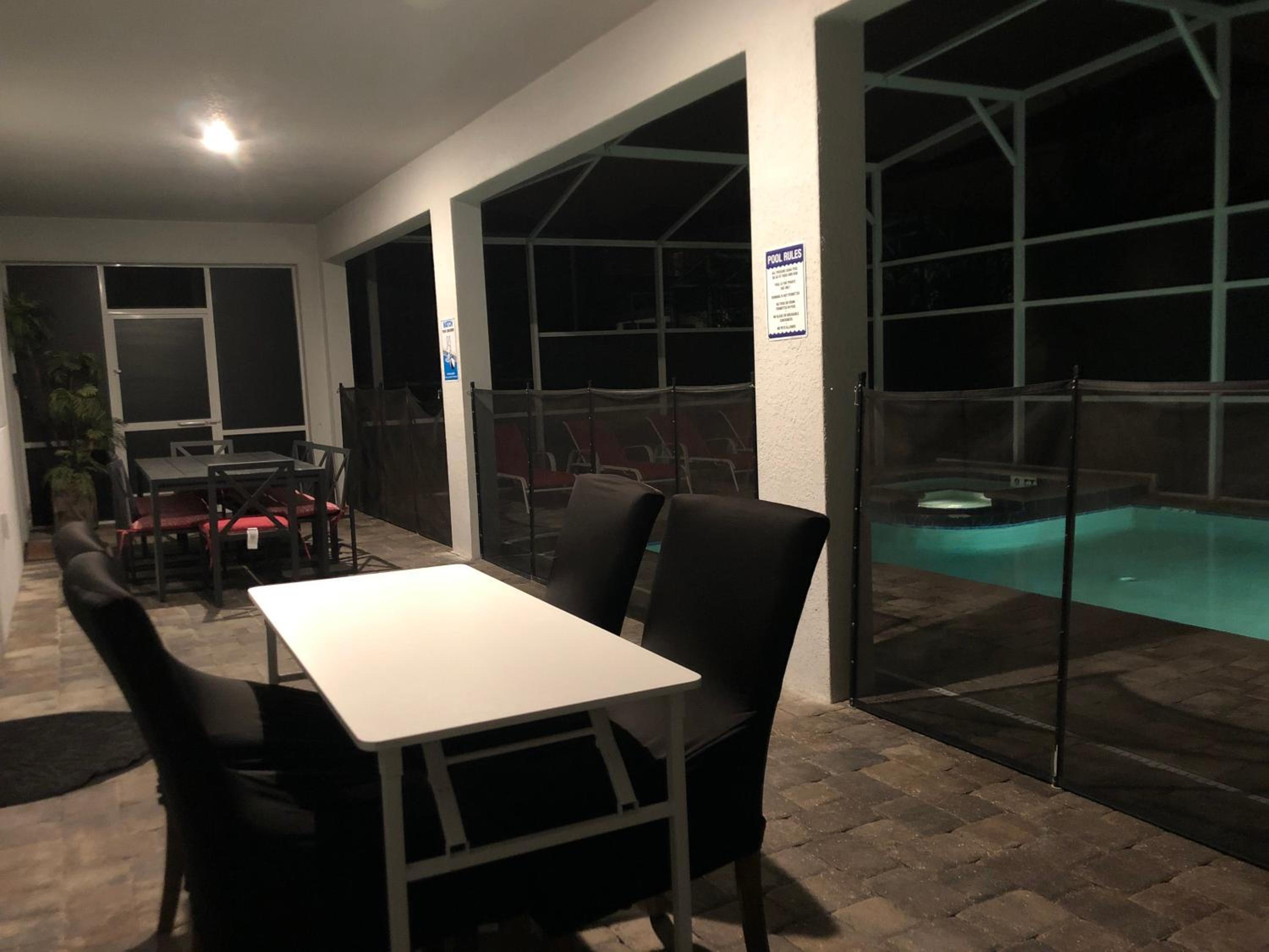 8 bedrooms, 5 bathrooms. Theater Room + Pool/Spa + WiFi