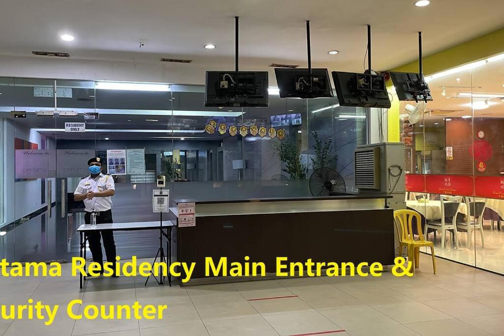 Private Jacuzzi Staycation at KL City 712