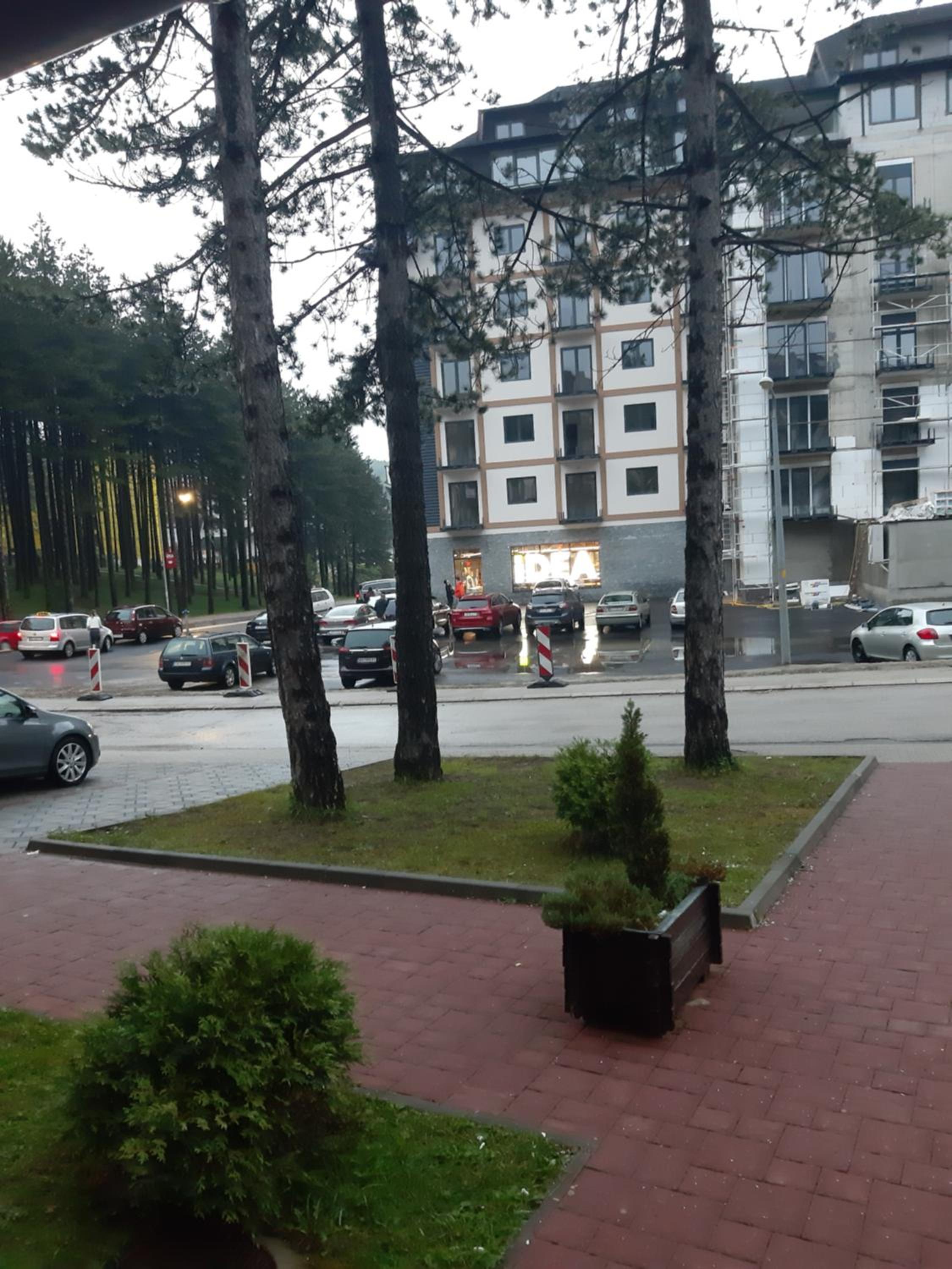 Photo 28
