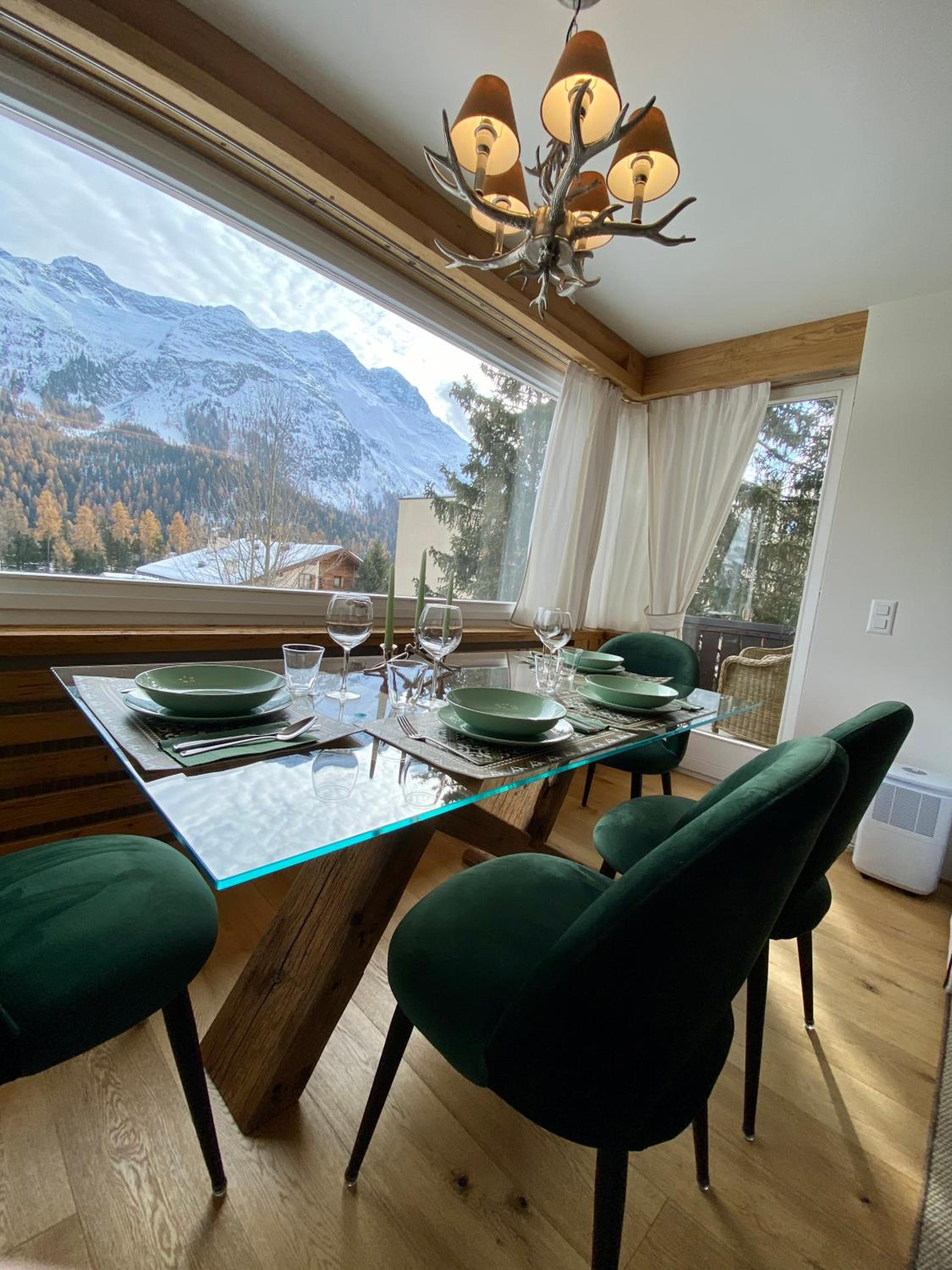 Bilocale nuovo St. Moritz Chesa Arlas view 5