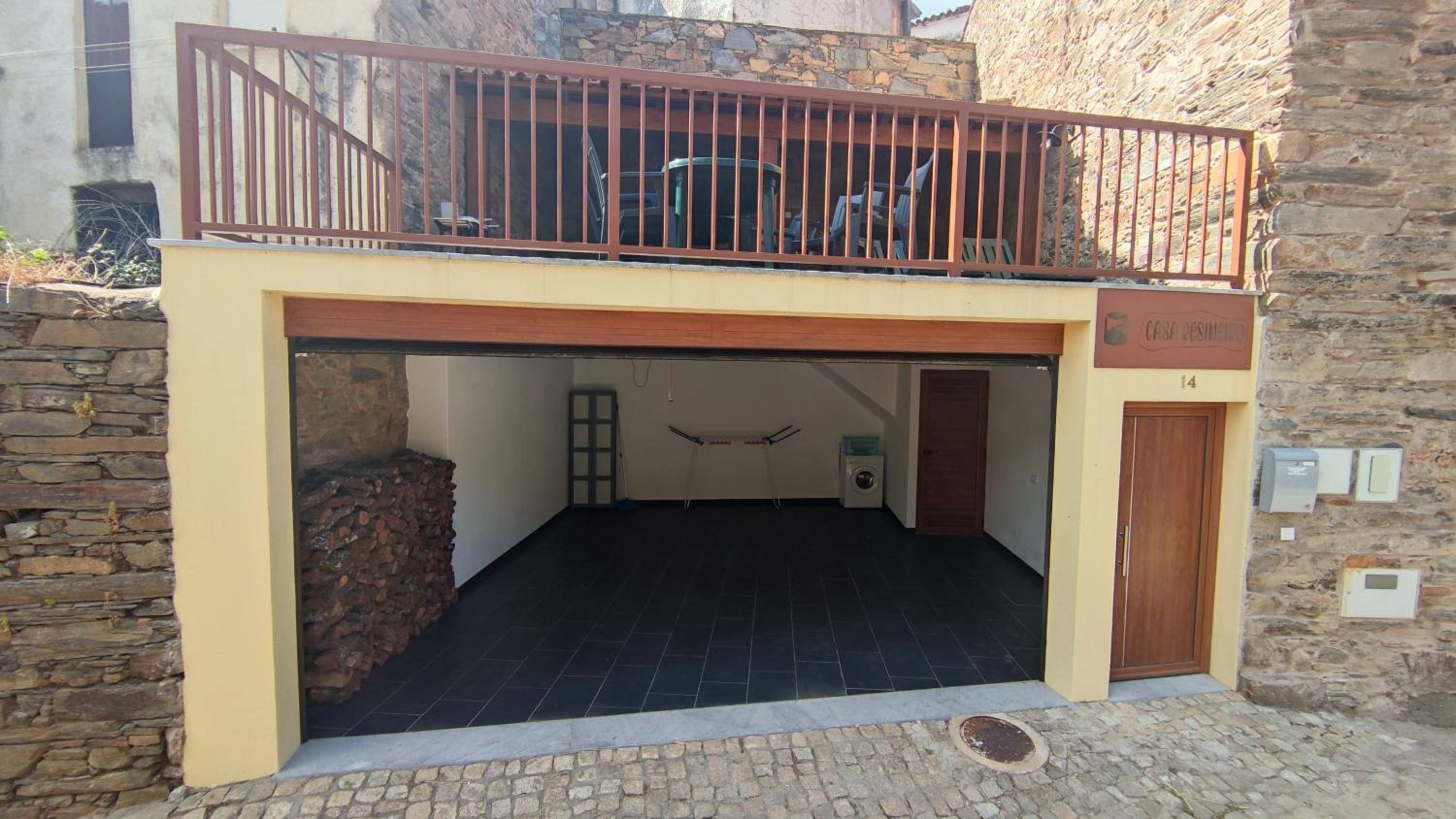 Casa Resineiro com Garagem e Terraço view 4