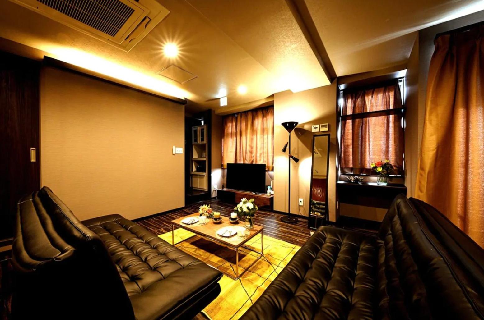 hotel room
