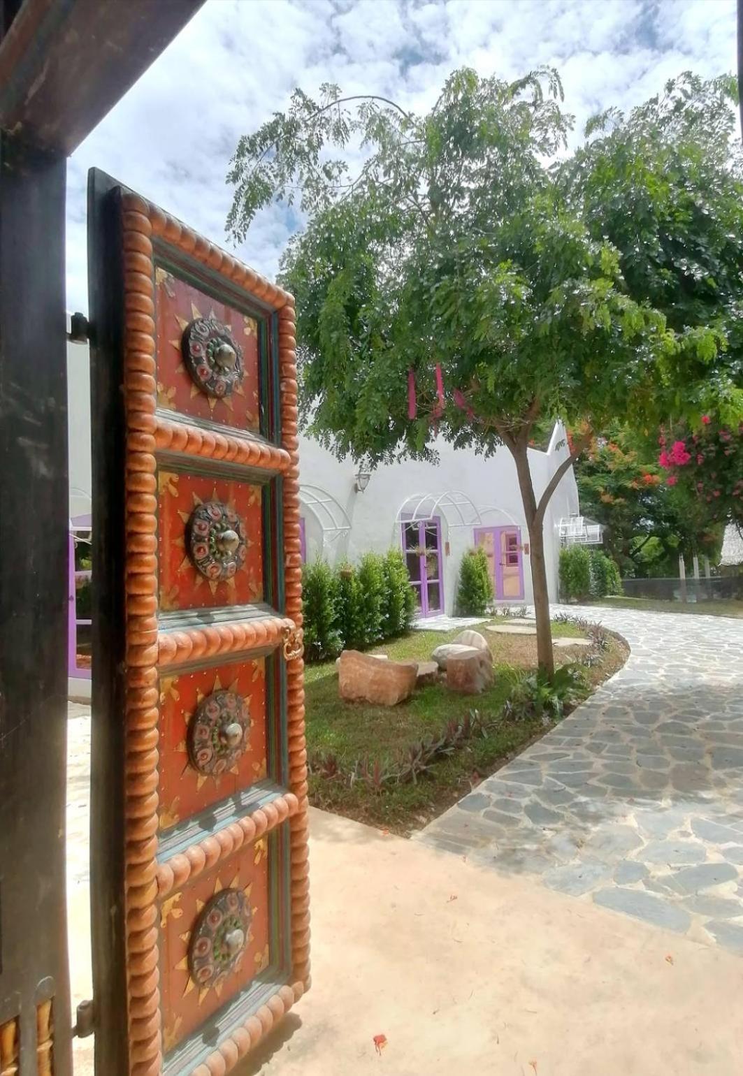 River Kwai Kiri Resort