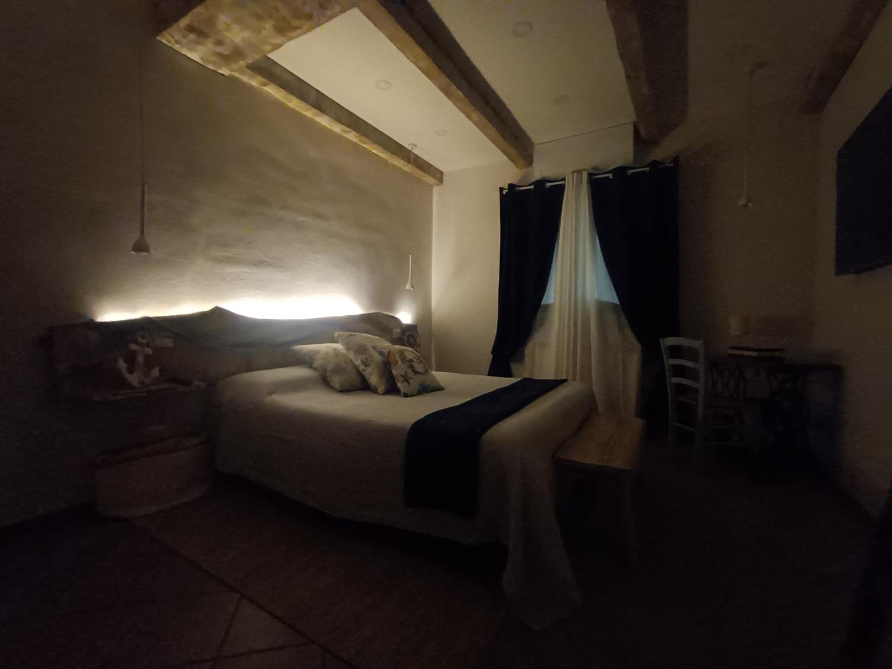 Photo 43