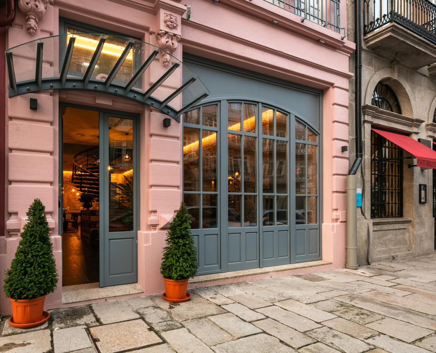 Hotel Porto River Infante - Image 1