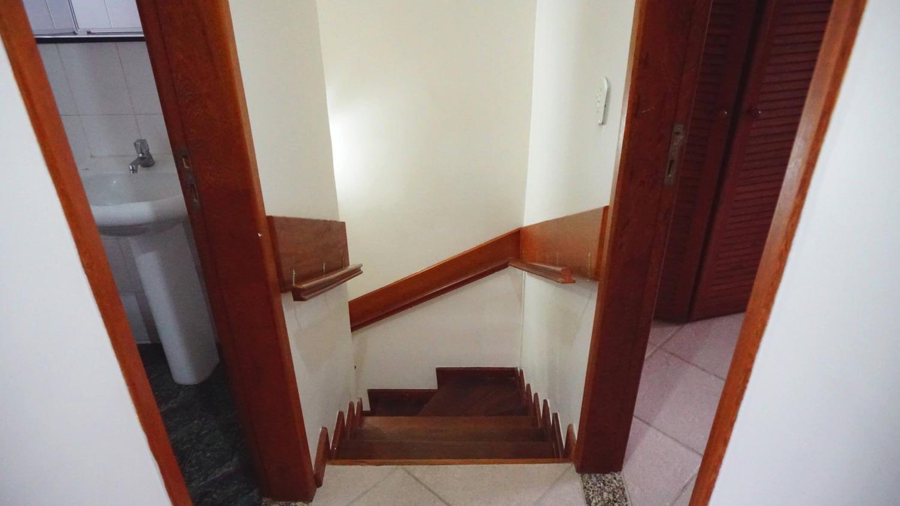 Casa duplex EM CONDOMINIO ambiente familiar