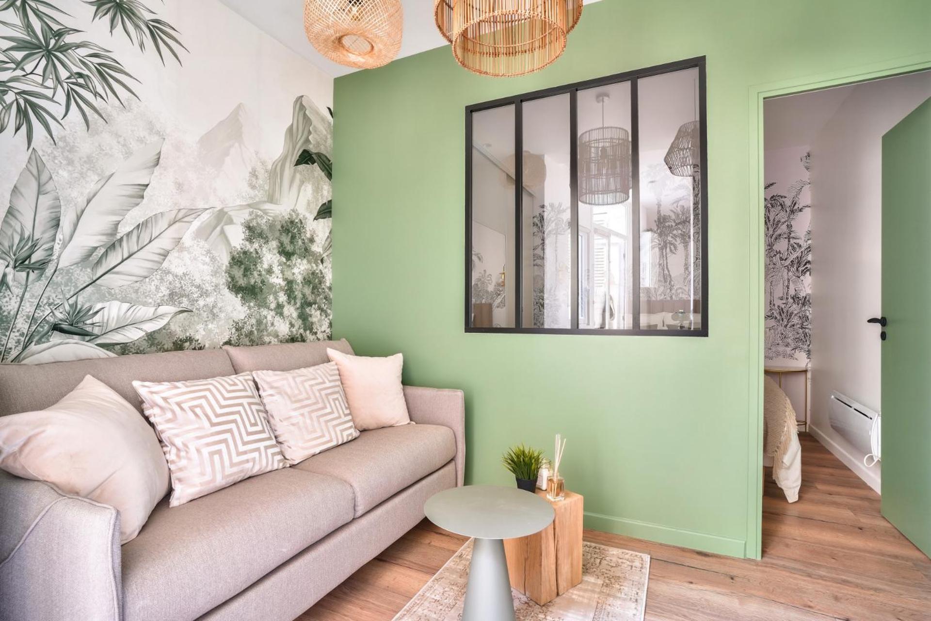 NEW Eiffel Tour ! Splendid Apartments in the Heart of Paris