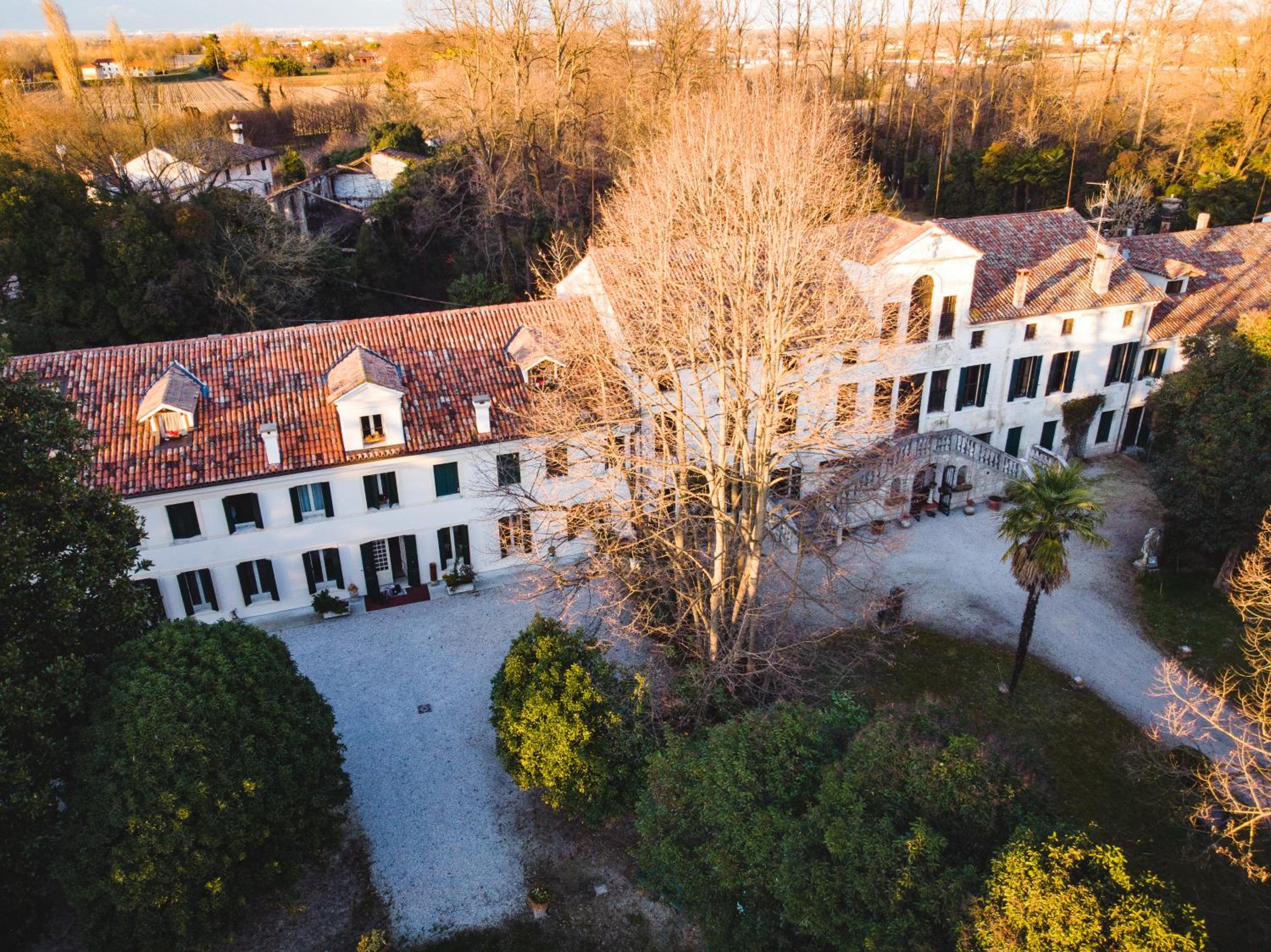Ca' Settecento "Villa Cavazza Querini" view 2