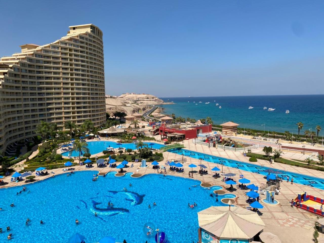Porto Sokna Pyramids booking sea view apartment family only view 3