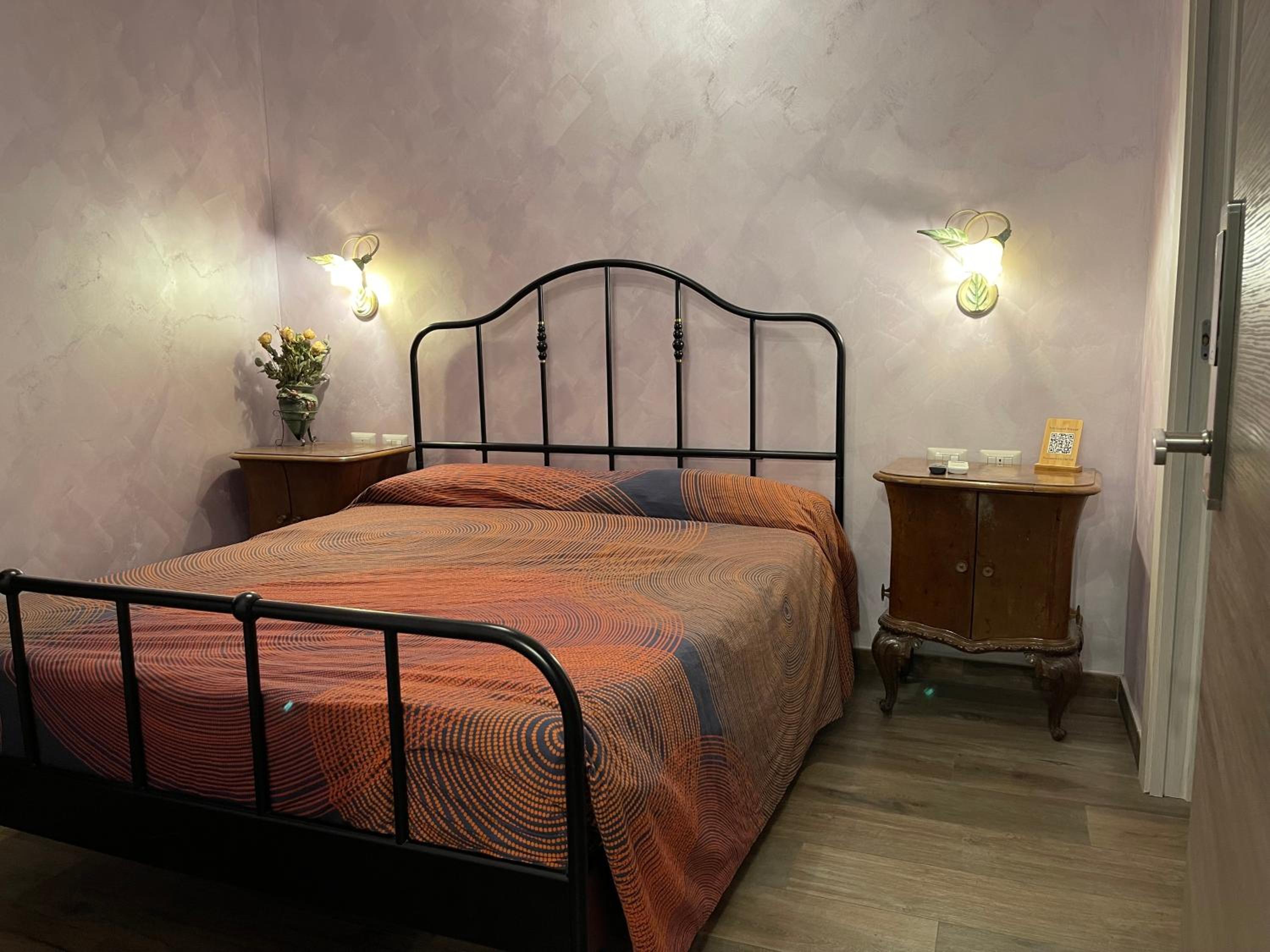 Iris Guest House