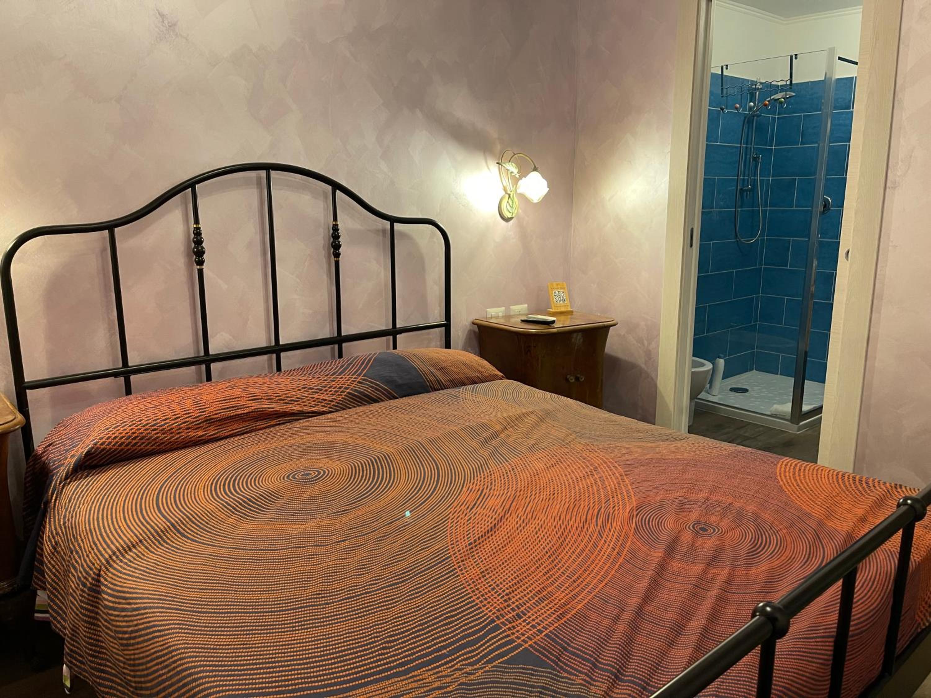 Iris Guest House
