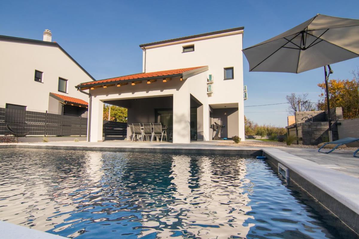 Villa Ella view 2