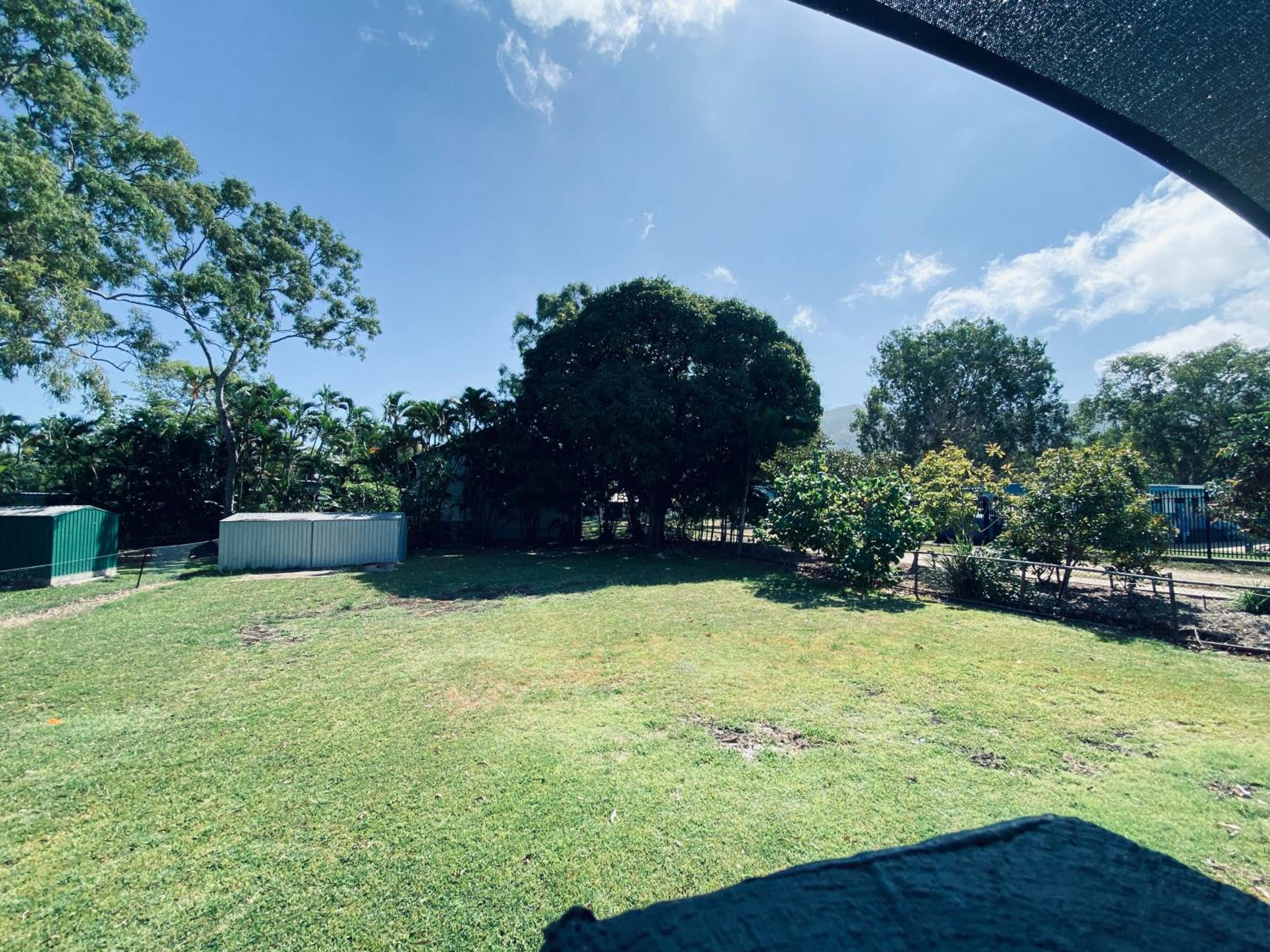 Modern Quiet Holiday 4 bedroom Home, Nelly Bay