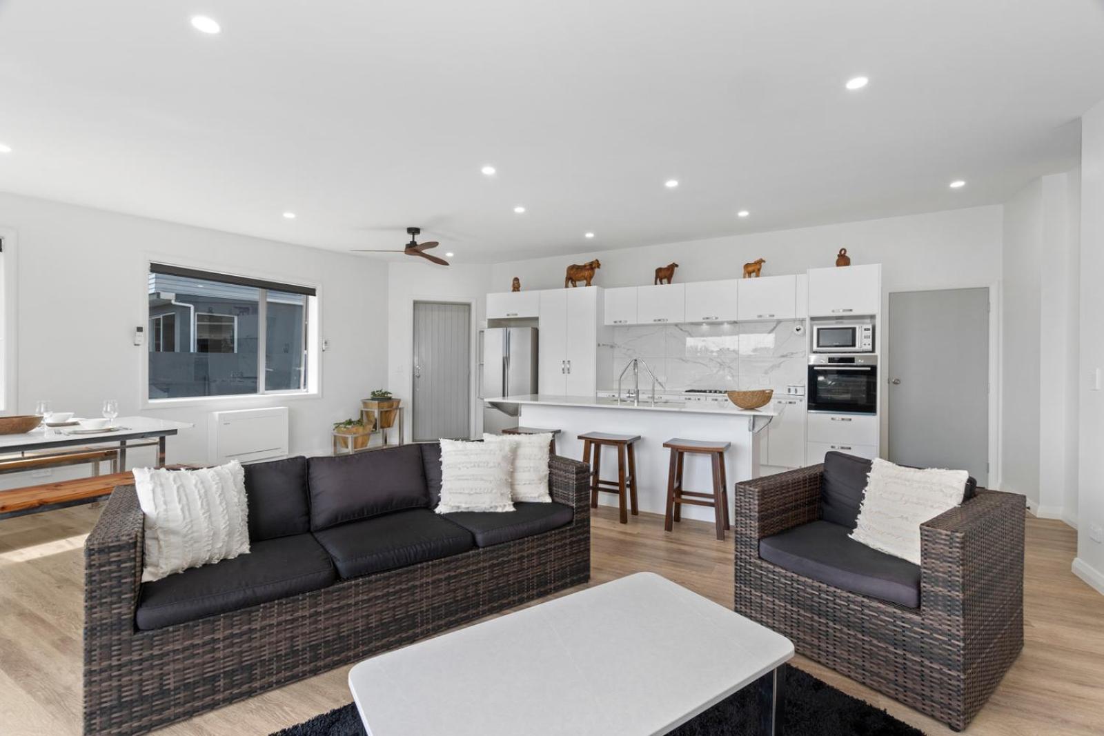 Paihia Paradise - Paihia Holiday Home view 3