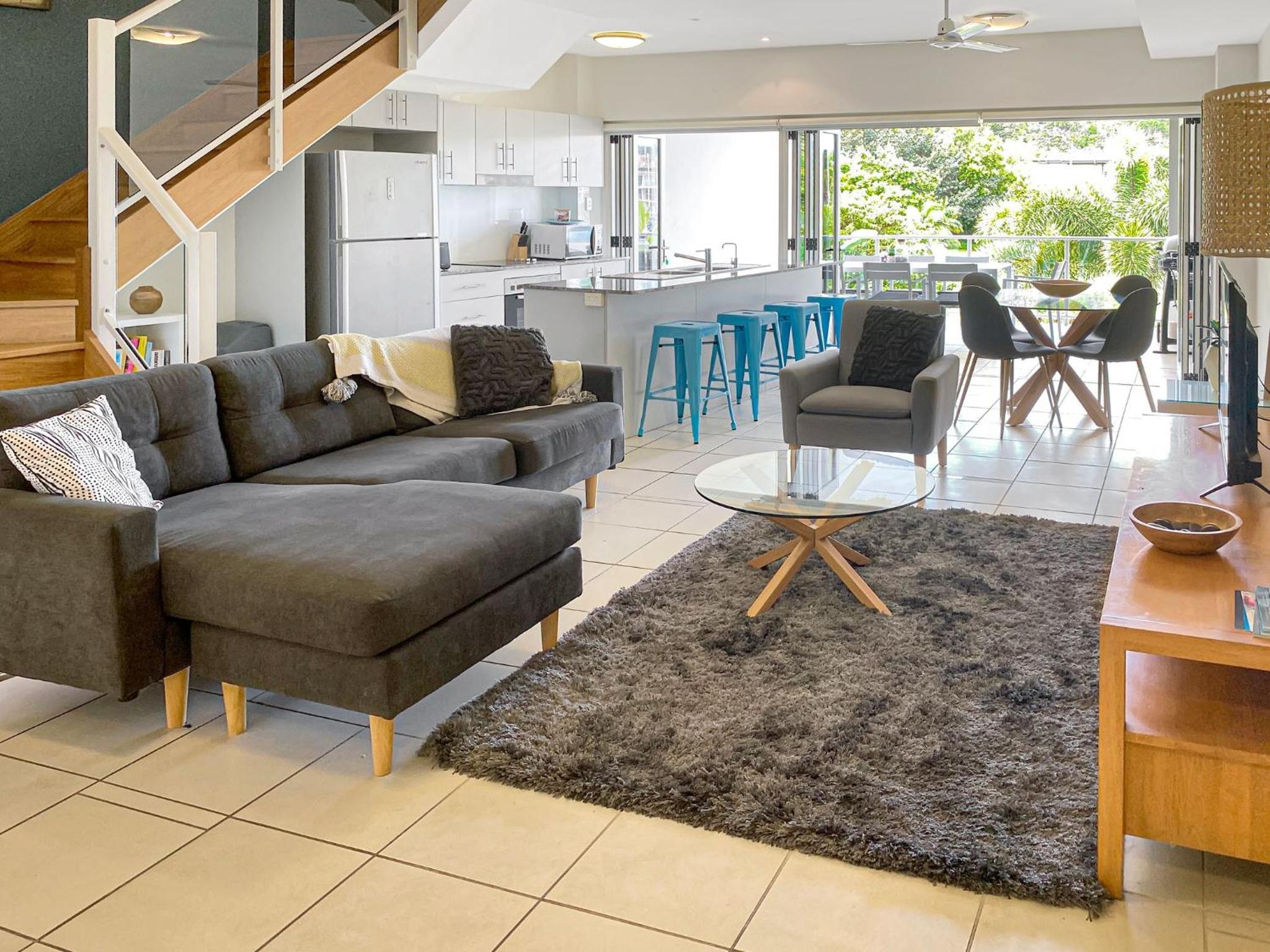 Beachside Apartment 14