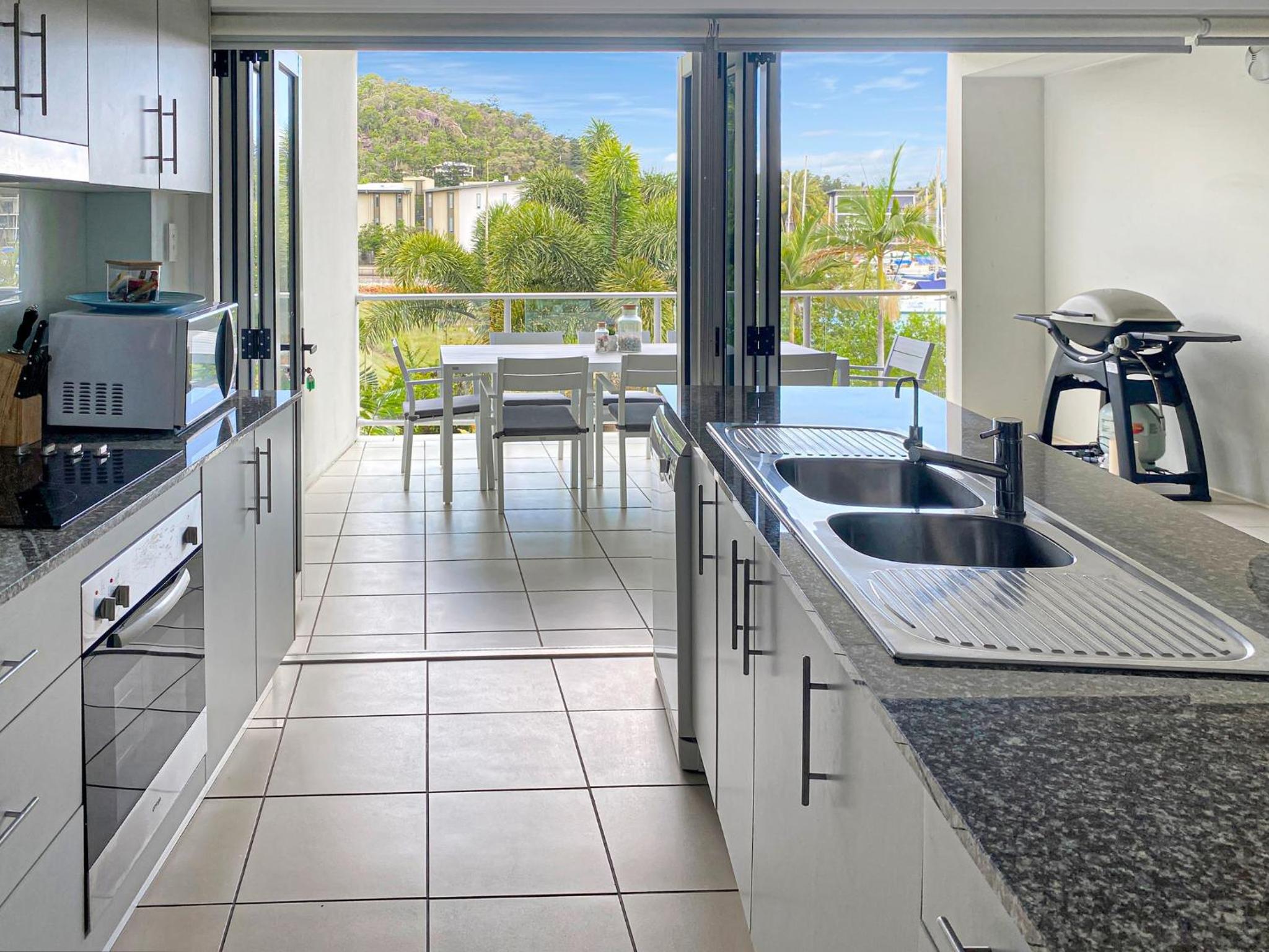 Beachside Apartment 14