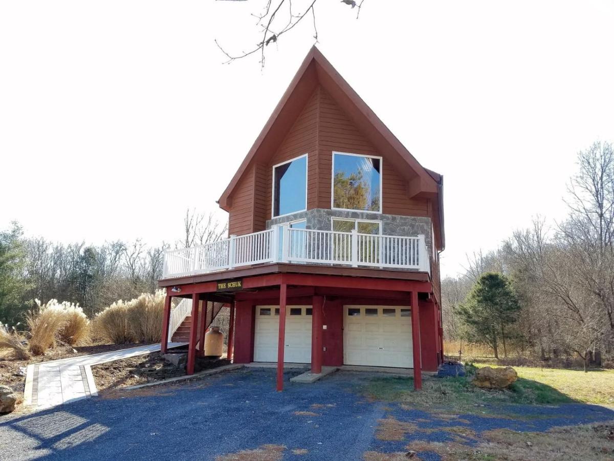 The Shuck- Christophers Riverside Cabin
