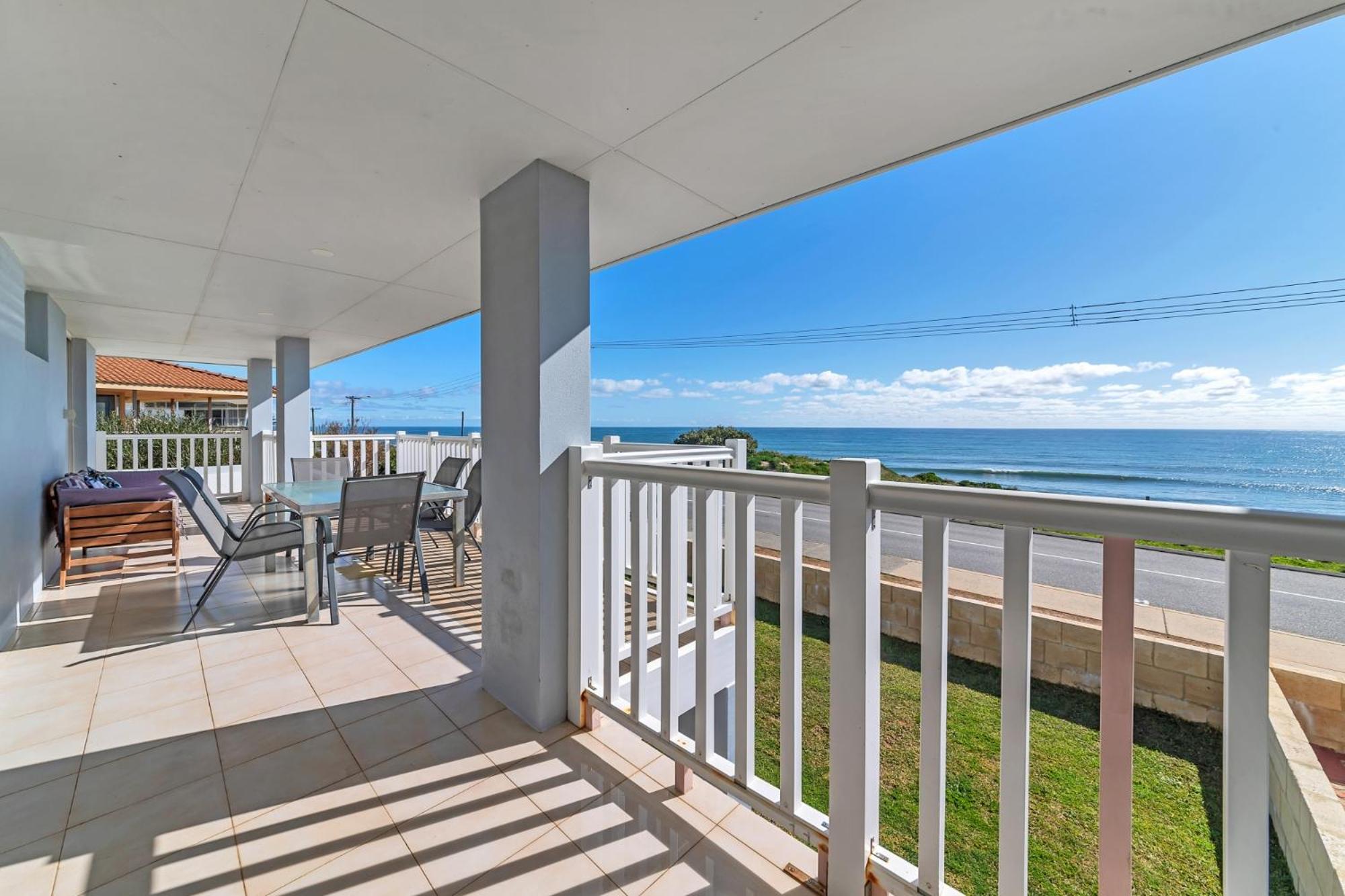 Blue Bay Beach Stay - Mandurah