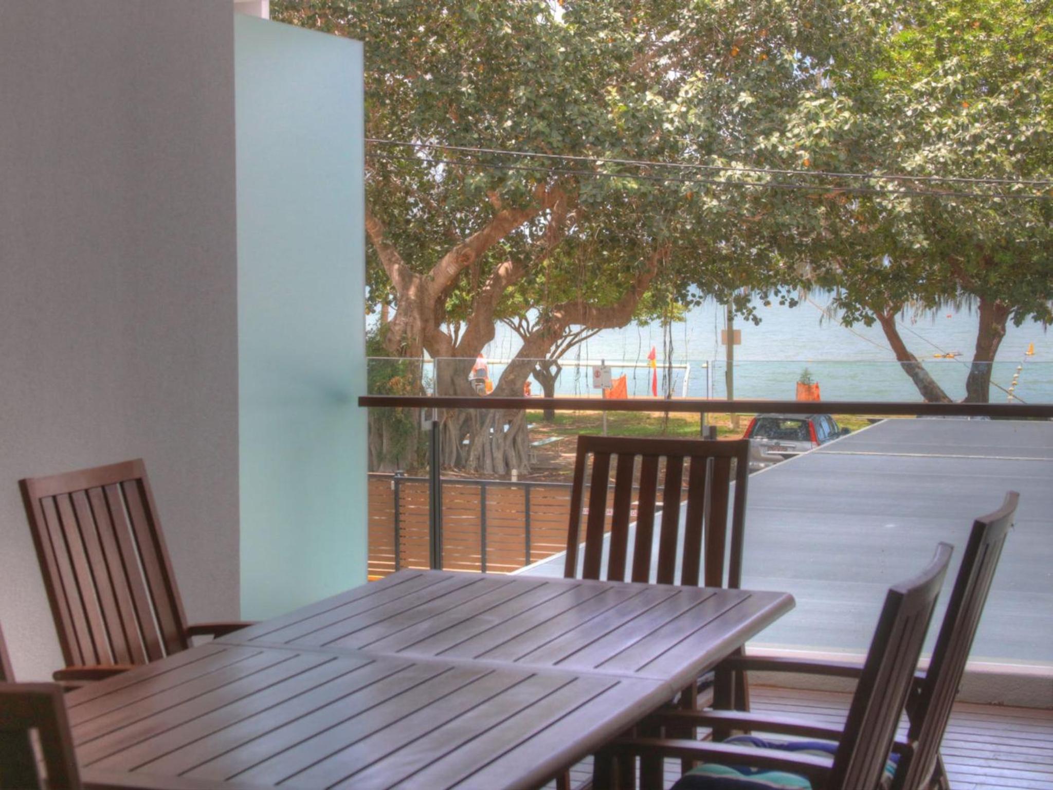 Maggies Beachfront Apartment 11