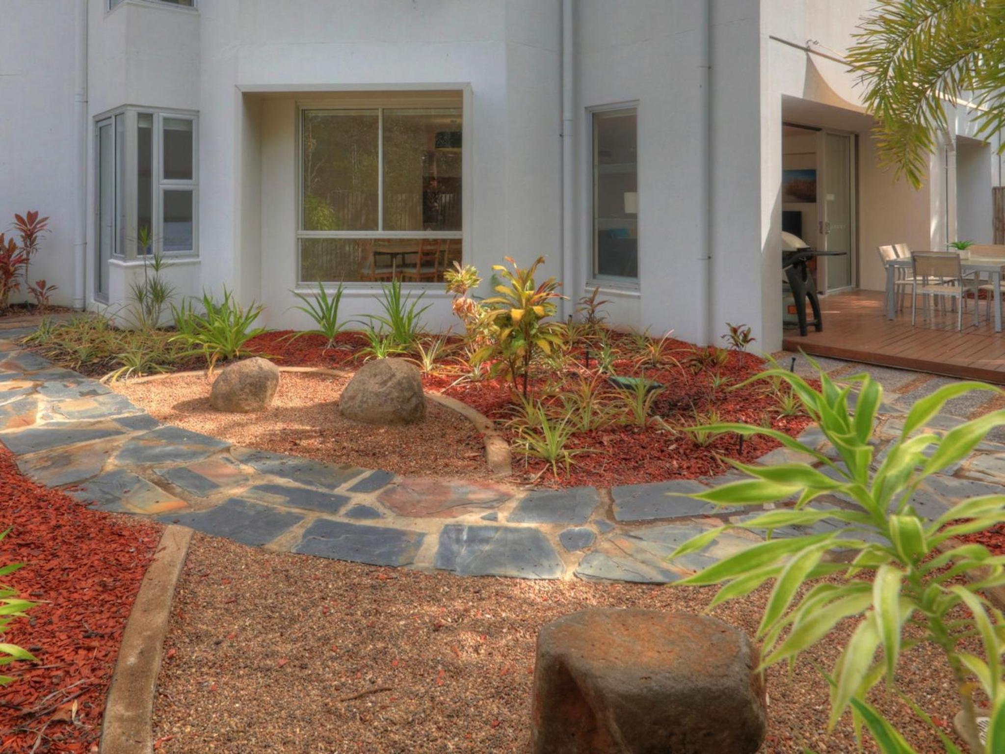 Maggies Beachfront Apartment 2