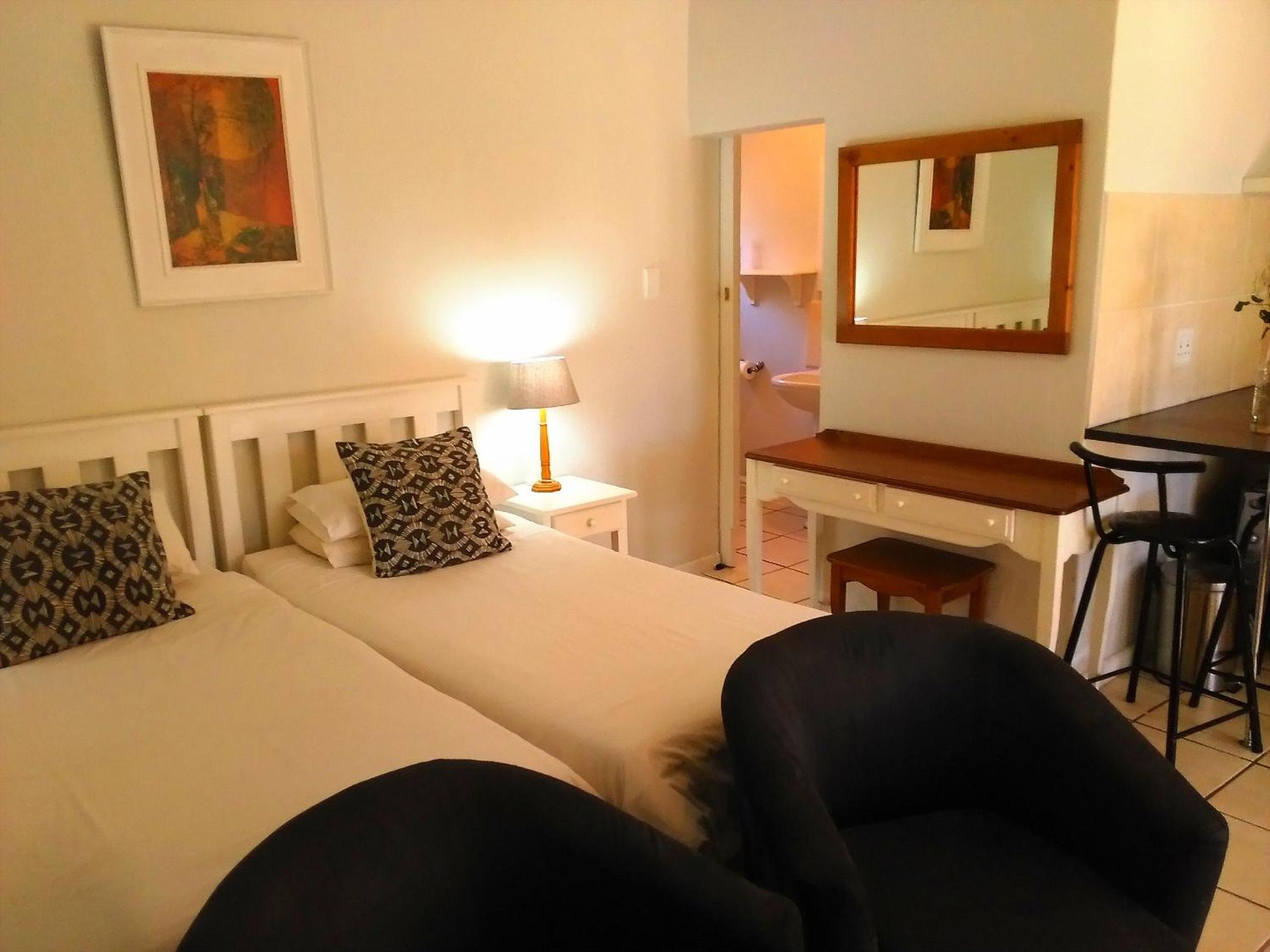 Antique Silk Self Catering Unit view 2