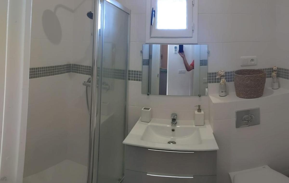 Villa Lina Zoï, une âme moderne dans une villa niçoise typique photo 4