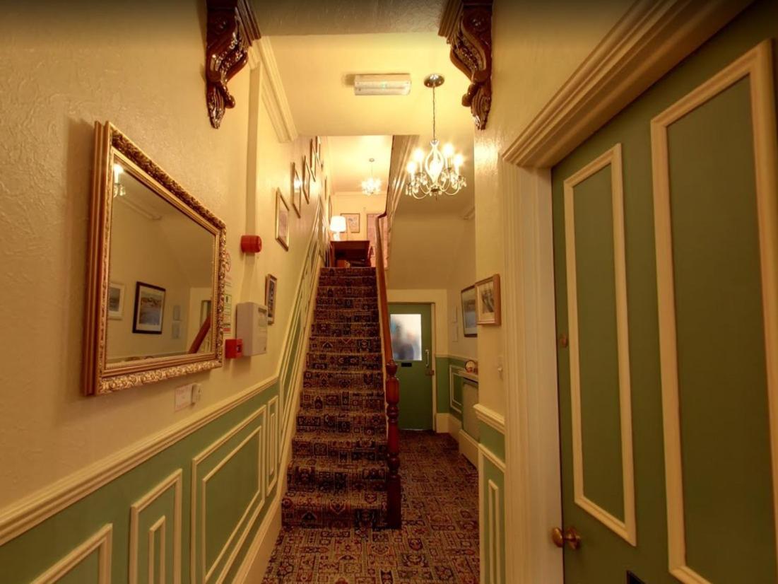 Athol Guest House