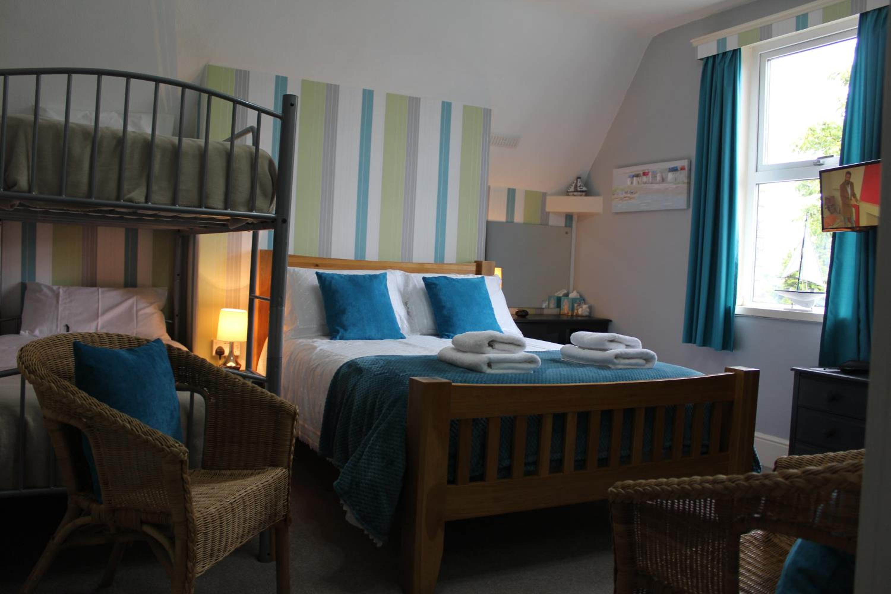 Athol Guest House