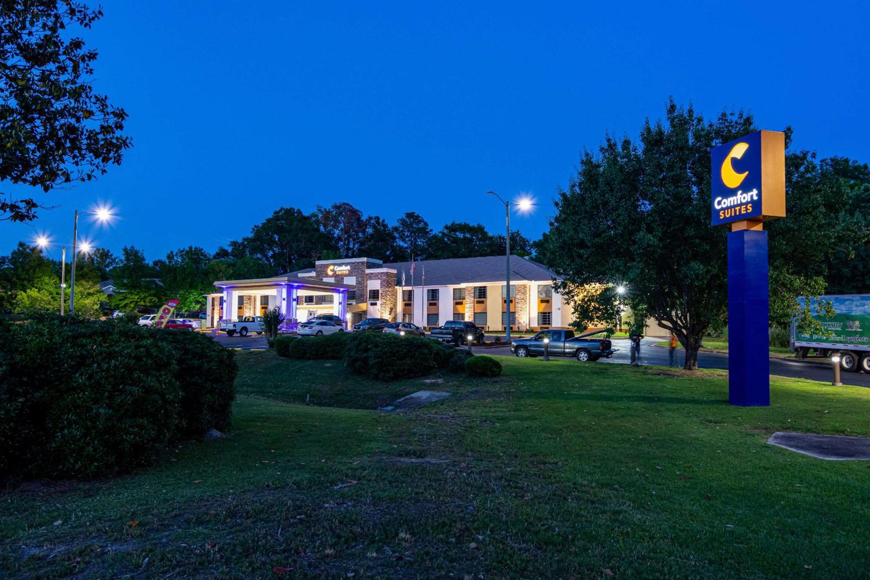 Comfort Suites Eufaula North view 4