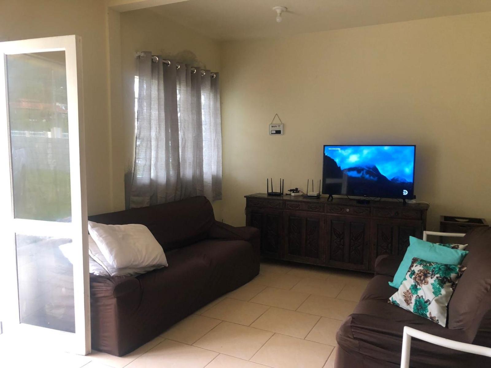 Casa grande na Gamboa Garopaba