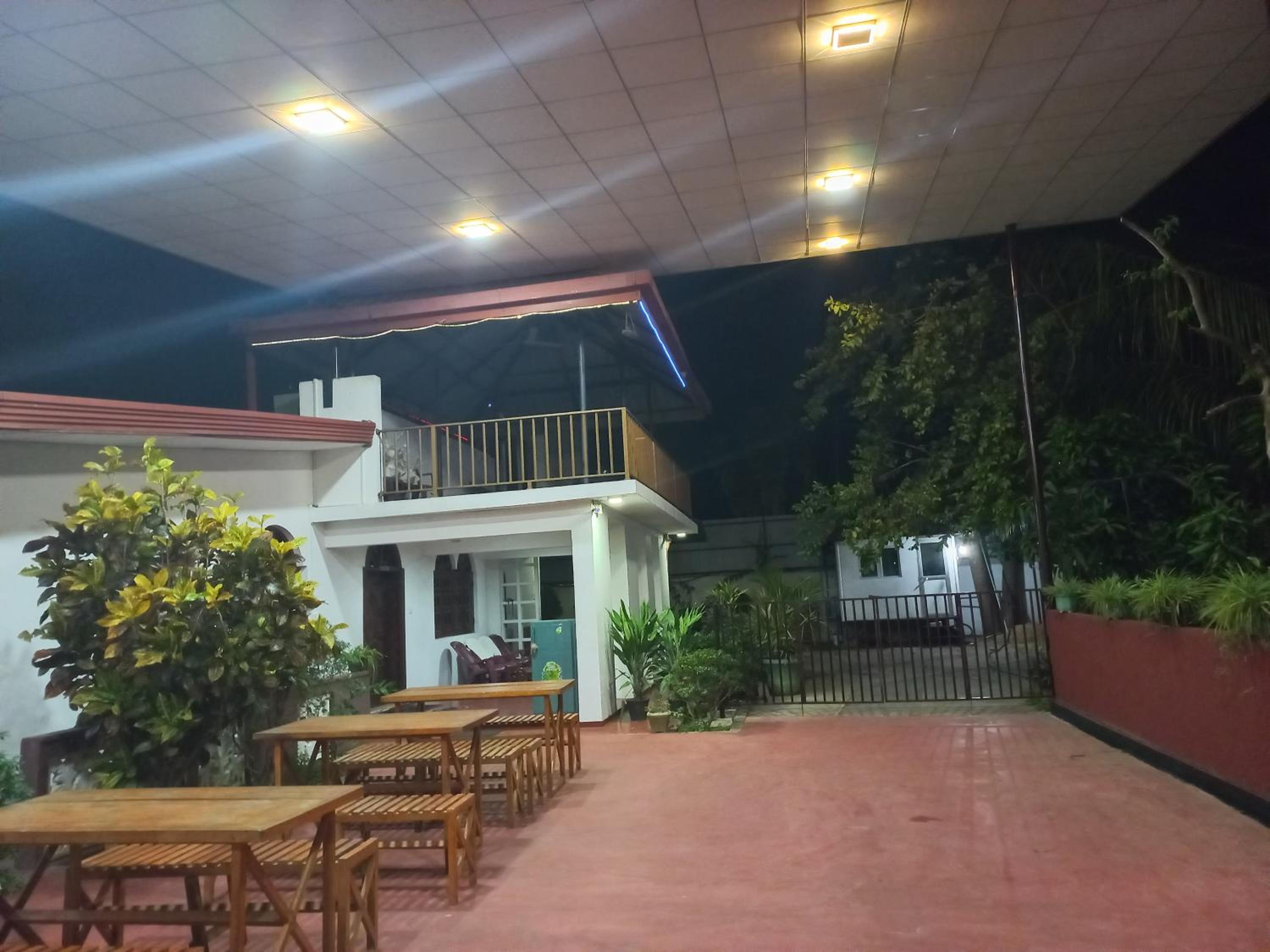 restaurant