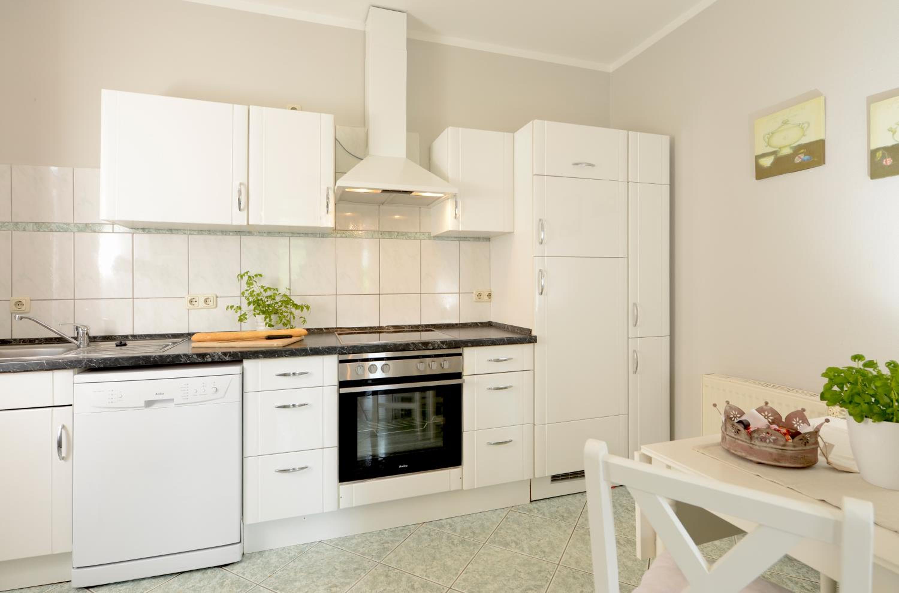 Ferienhaus für 8 Personen mit Kamin & Terrasse