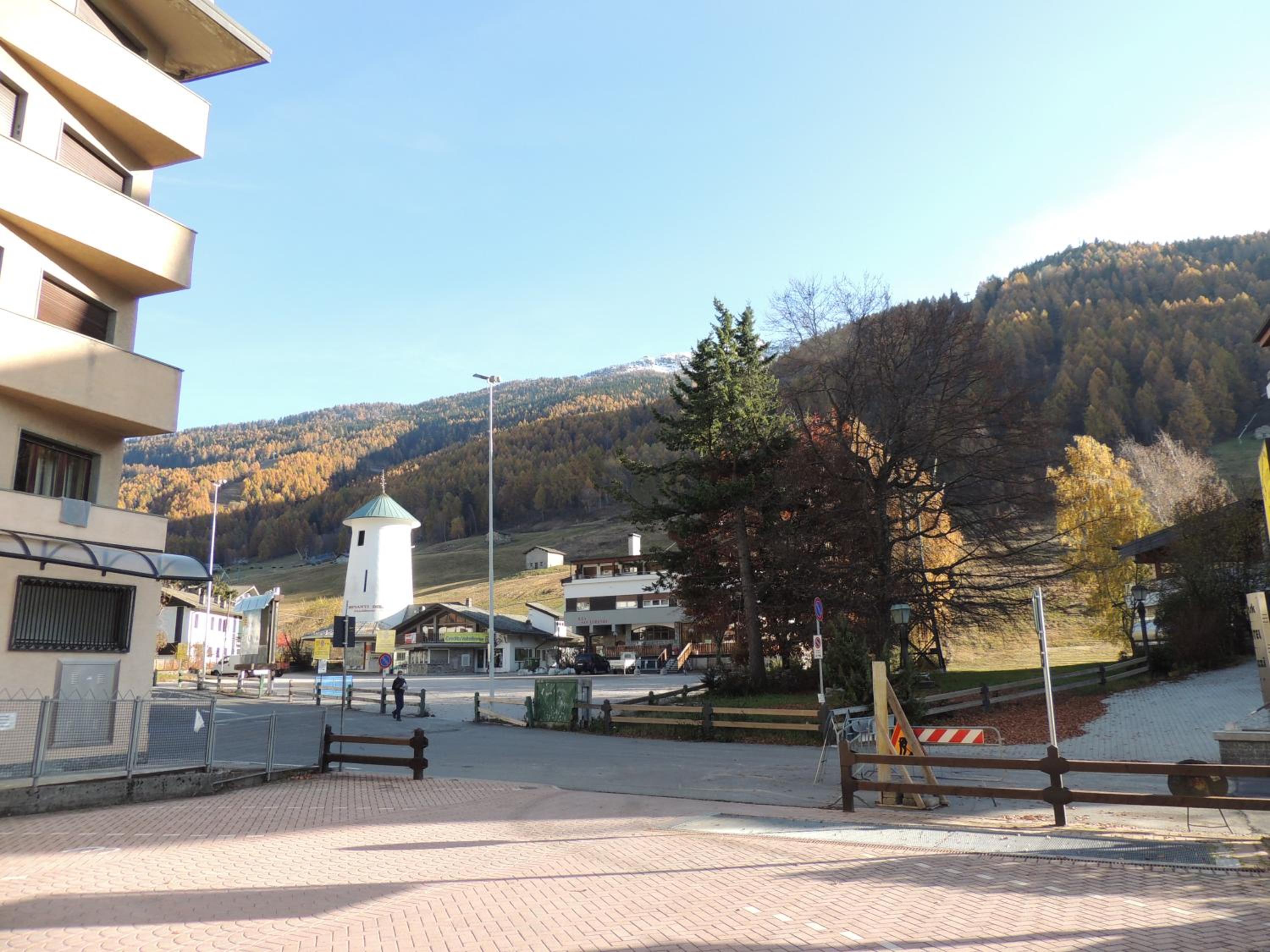 BERTUZZI HOMES "Luxury Chalet" view 4
