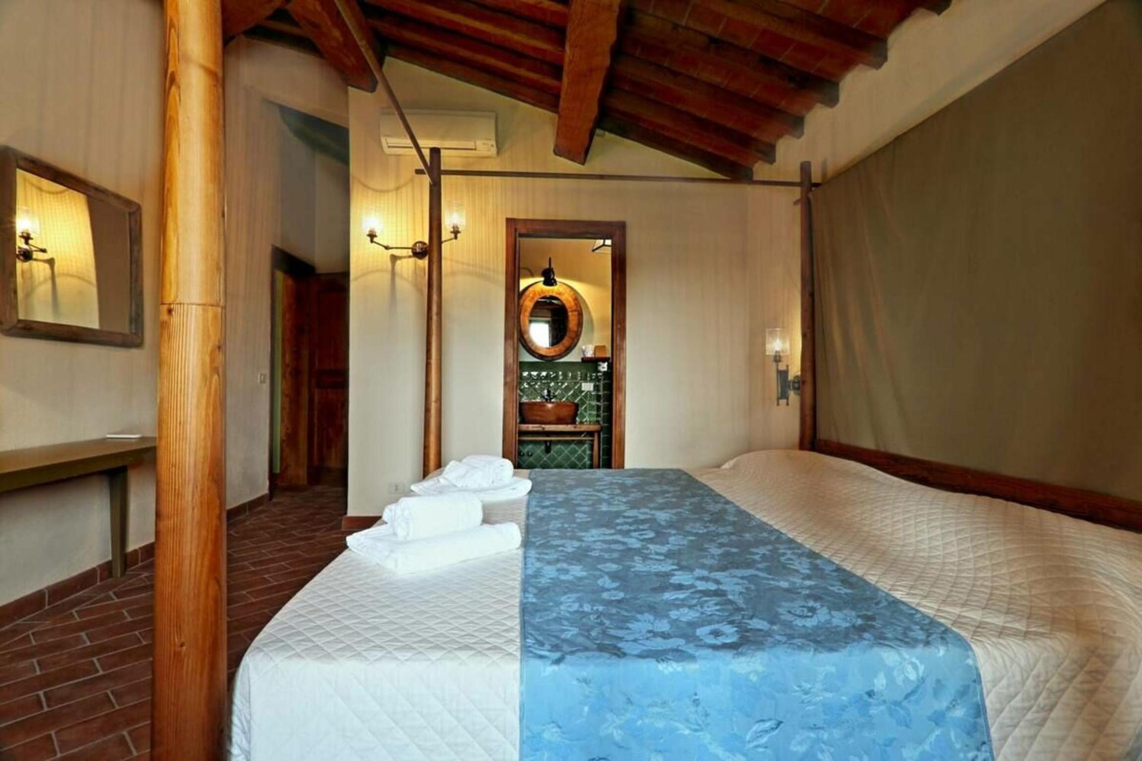 Villa Popillo by Halldis