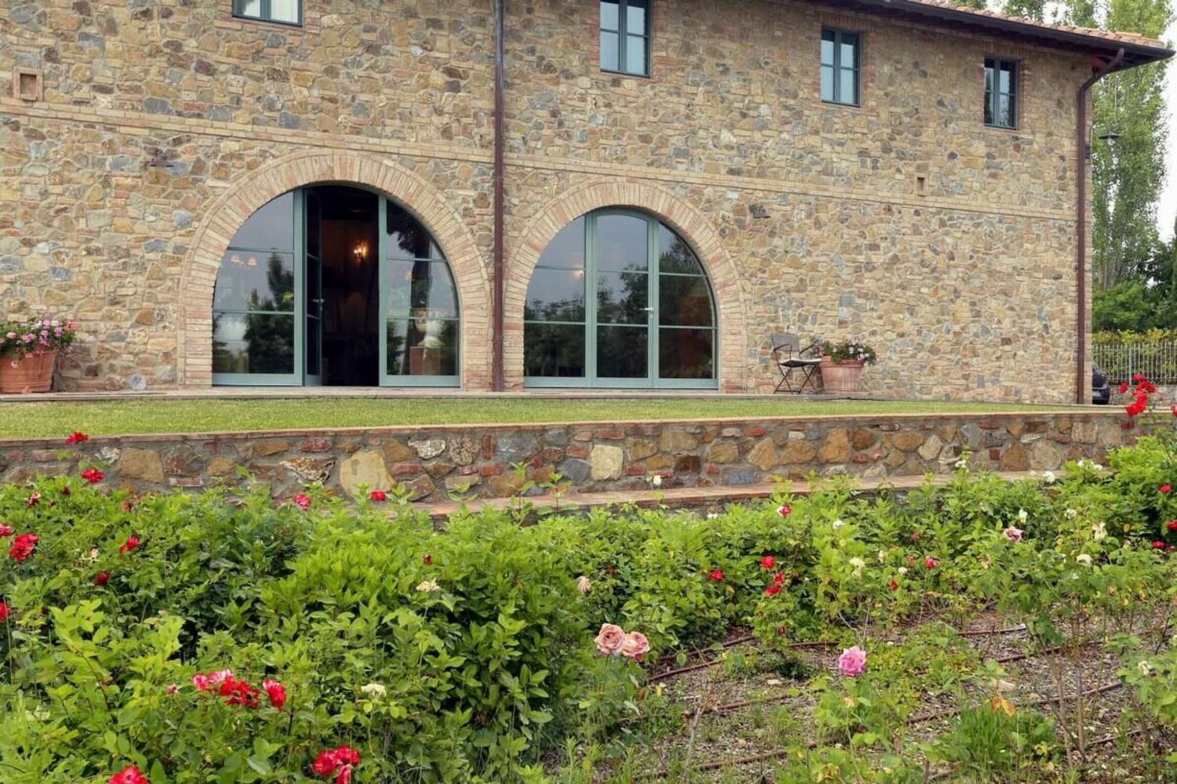 Villa Popillo by Halldis