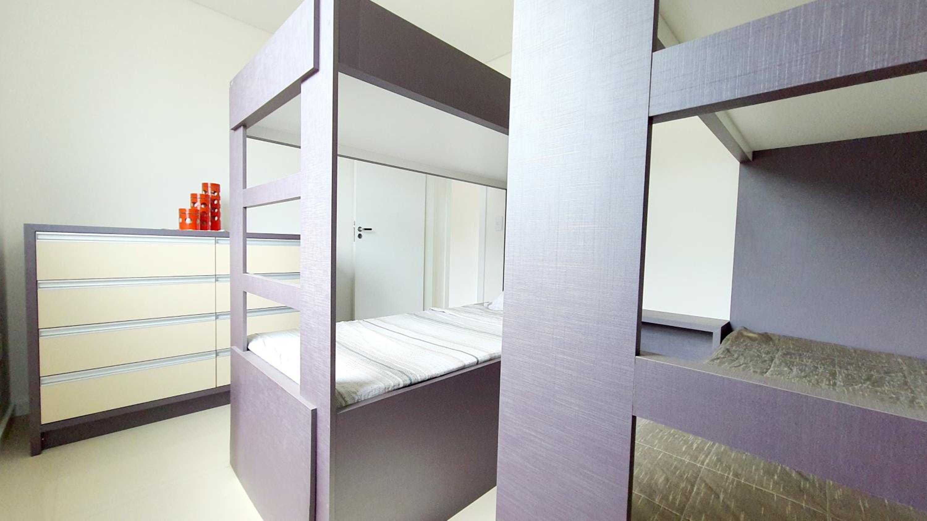 Residencial Renata - Apartamento completo na Praia de Palmas, a 315 metros do mar, com 3 dormitórios e acomodação para até 8 pessoas. view 5