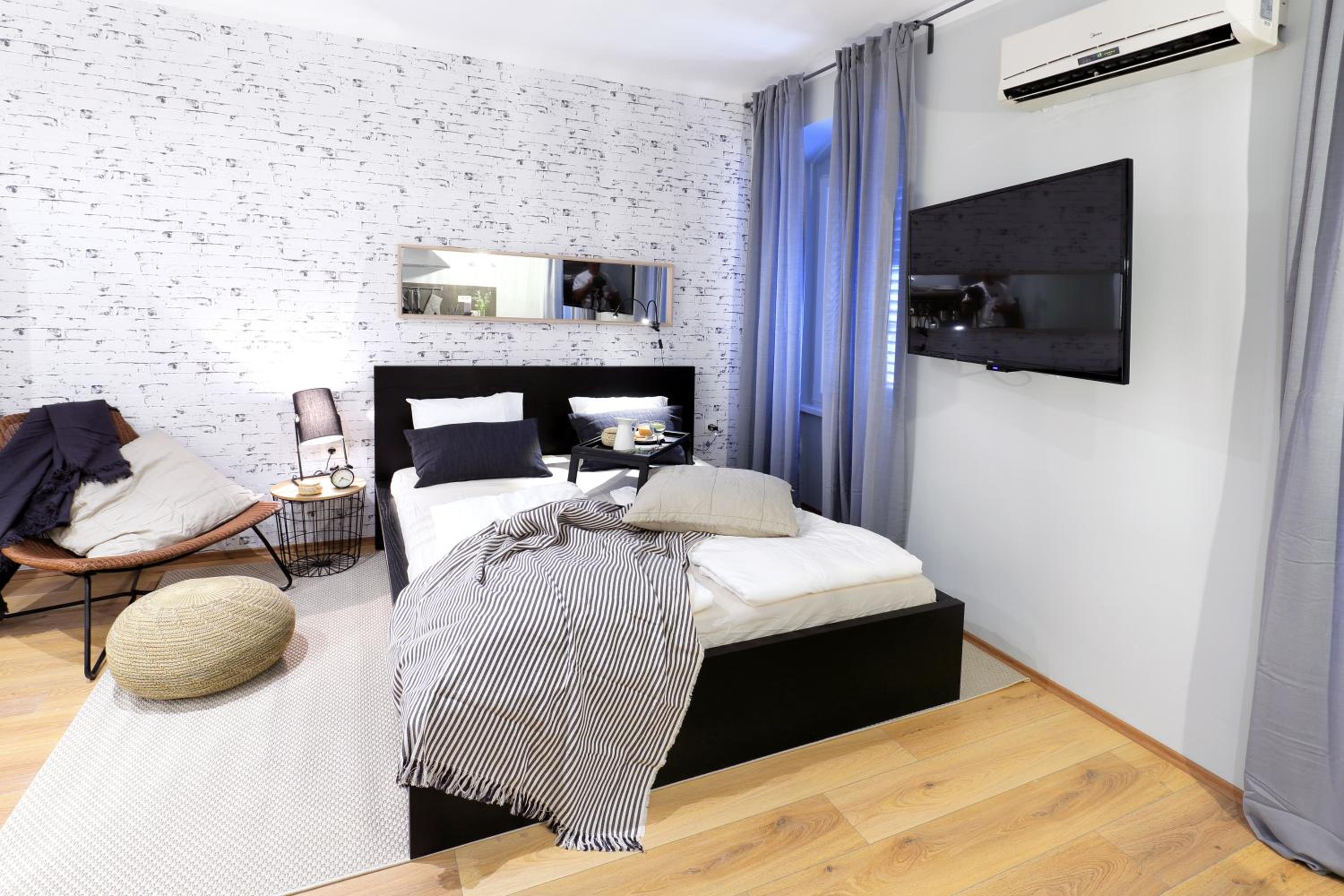 Adria Square Studios