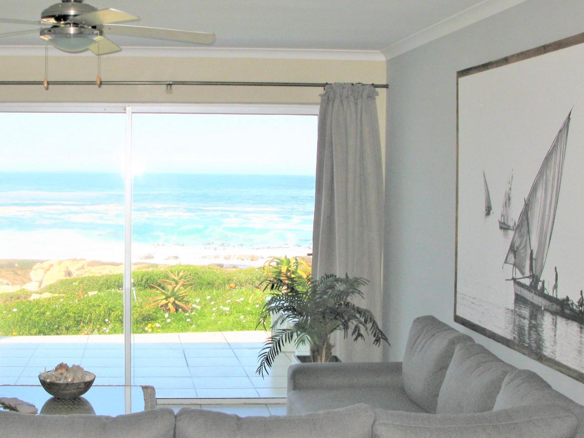 Beachfront House - Hermanus Whale View
