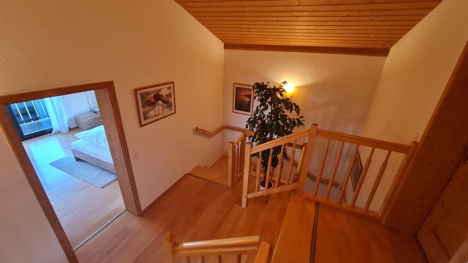 Schönes Ferienhaus am Herrenberg view 2