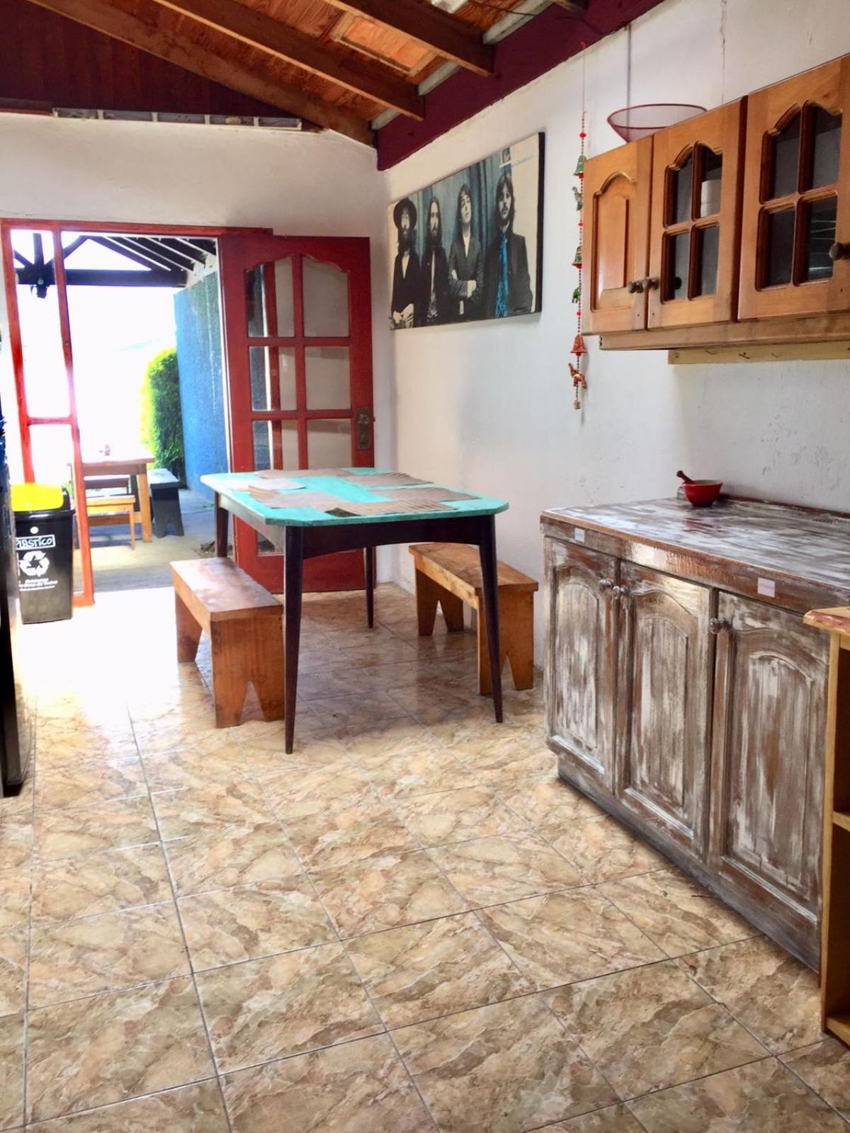 Hostel Raíz