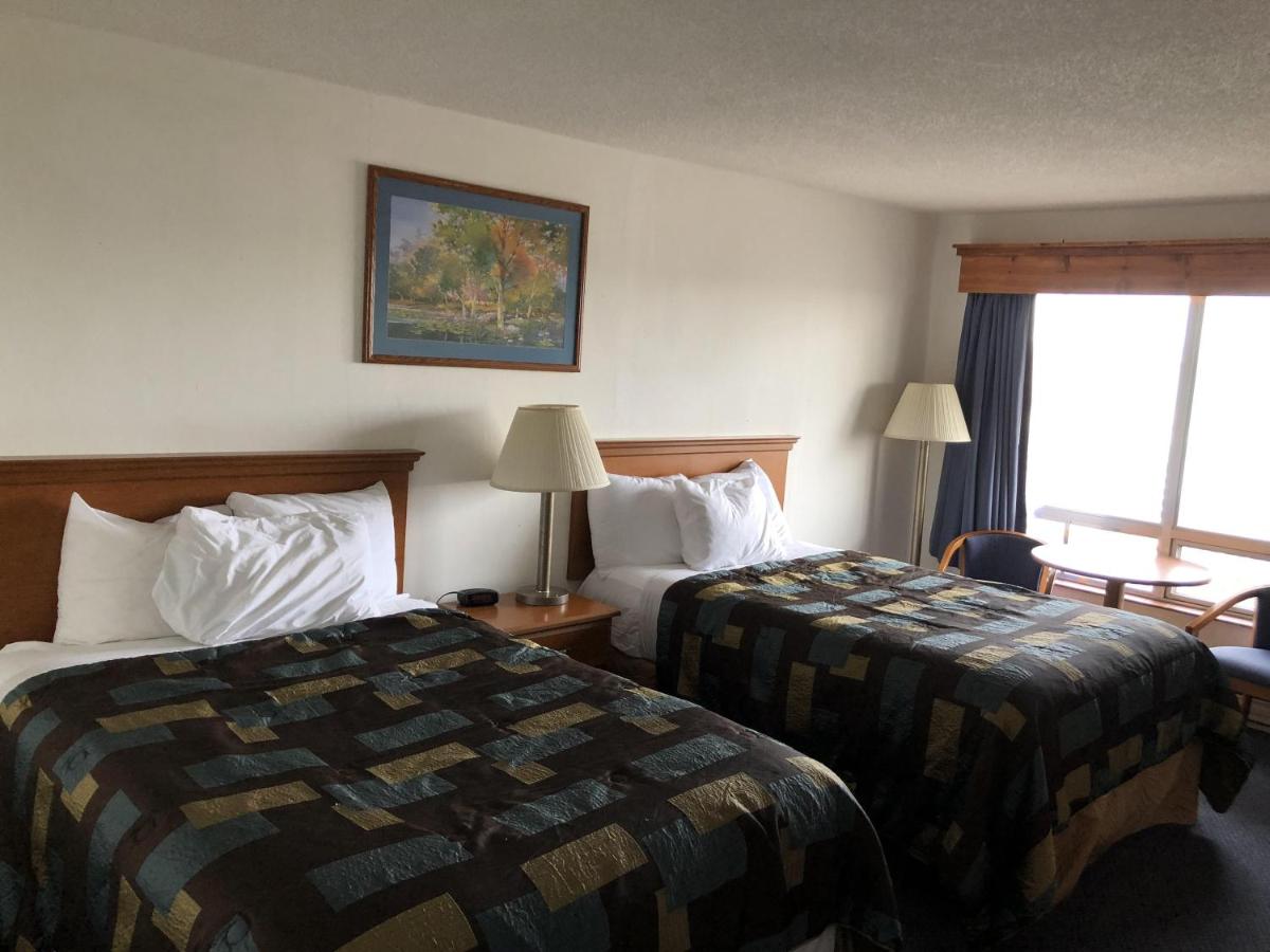 Mitchell Vacations - Corn Palace Inn - Property Image 10